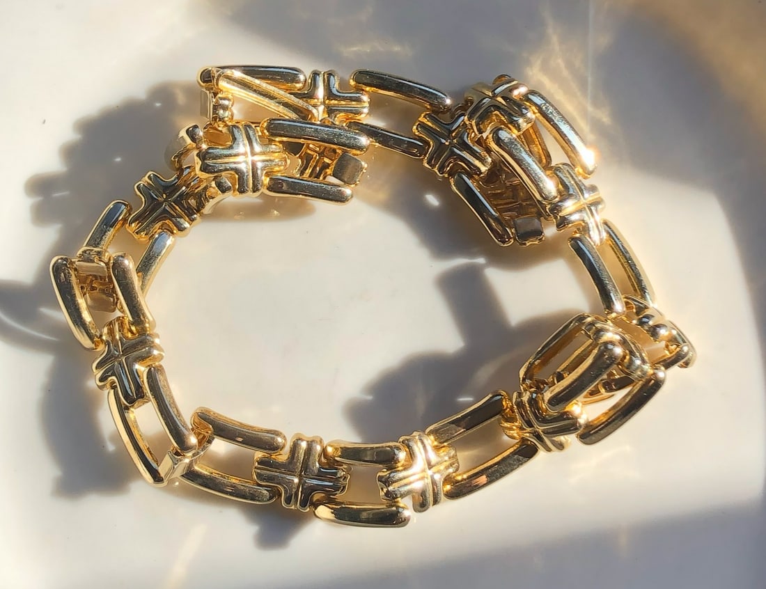 Vintage Necklace: Vintage Necklace