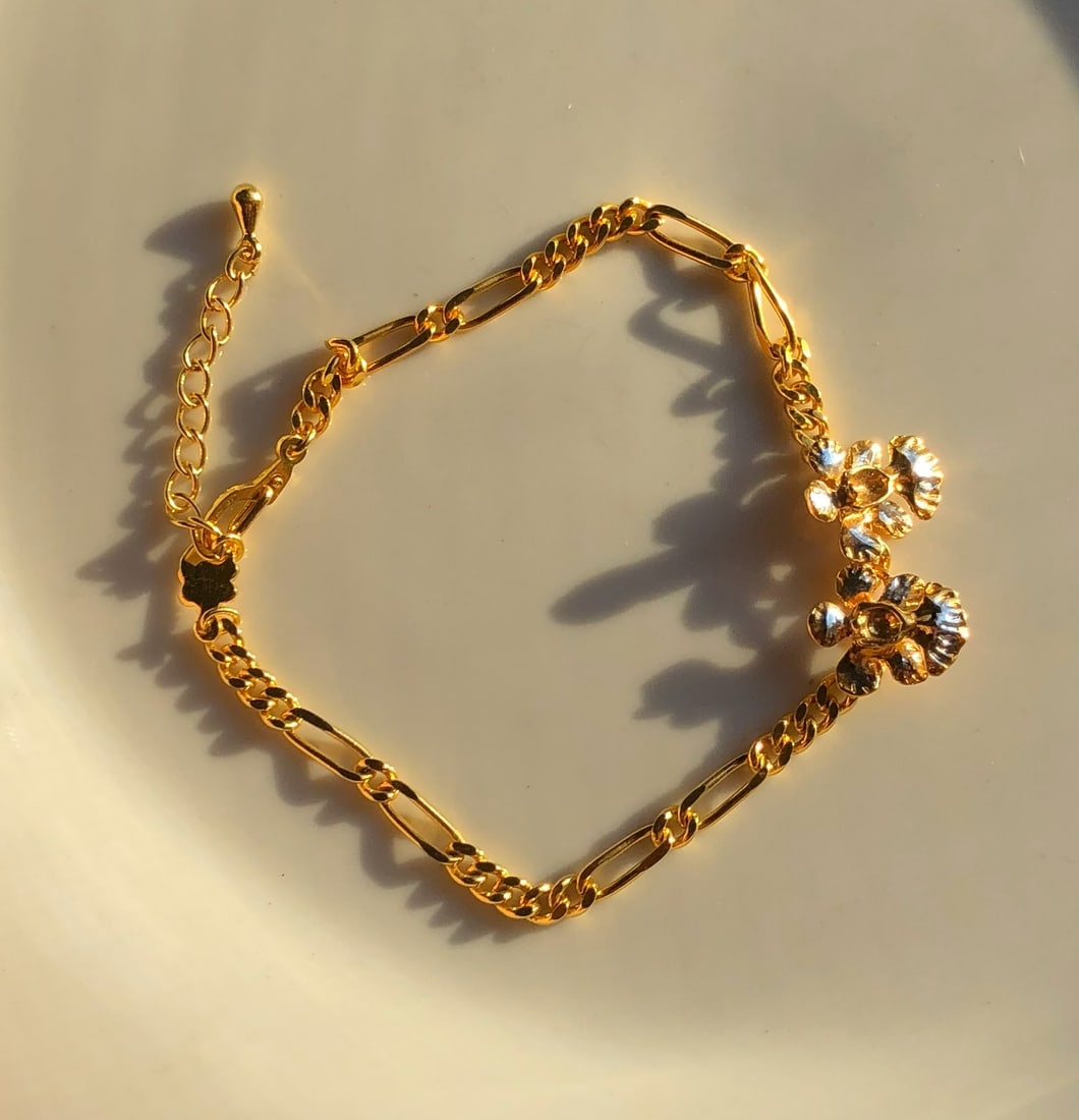 Vintage Gold Filled Orchid Bracelet: Vintage Gold Filled Orchid Bracelet