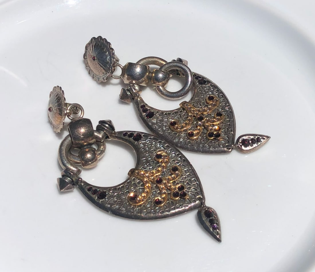 Pair of Silver Earrings: Pair of Silver Earrings