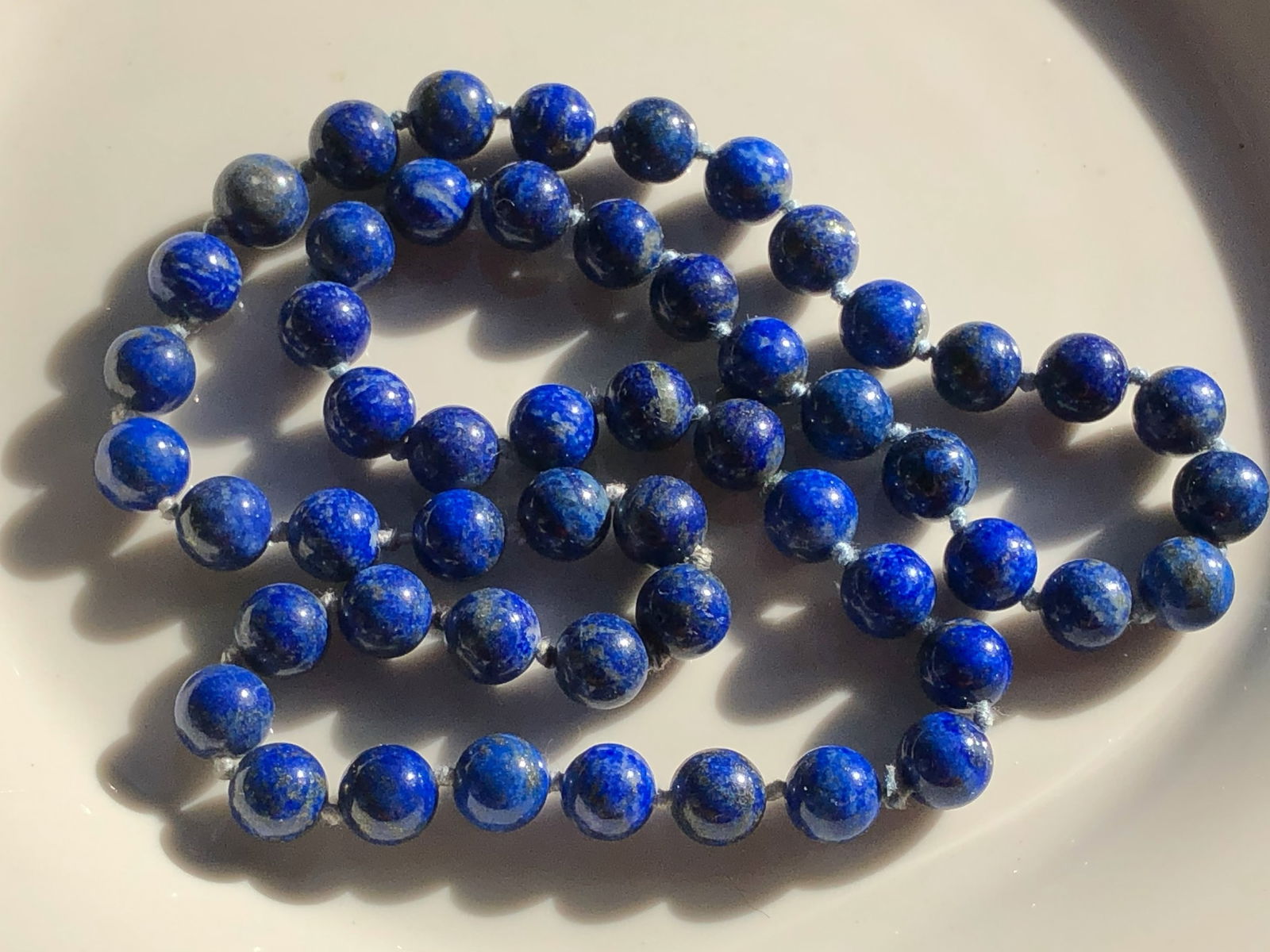 Vintage Lapis Necklace: Vintage Lapis Necklace, Size of each bead: 10mm