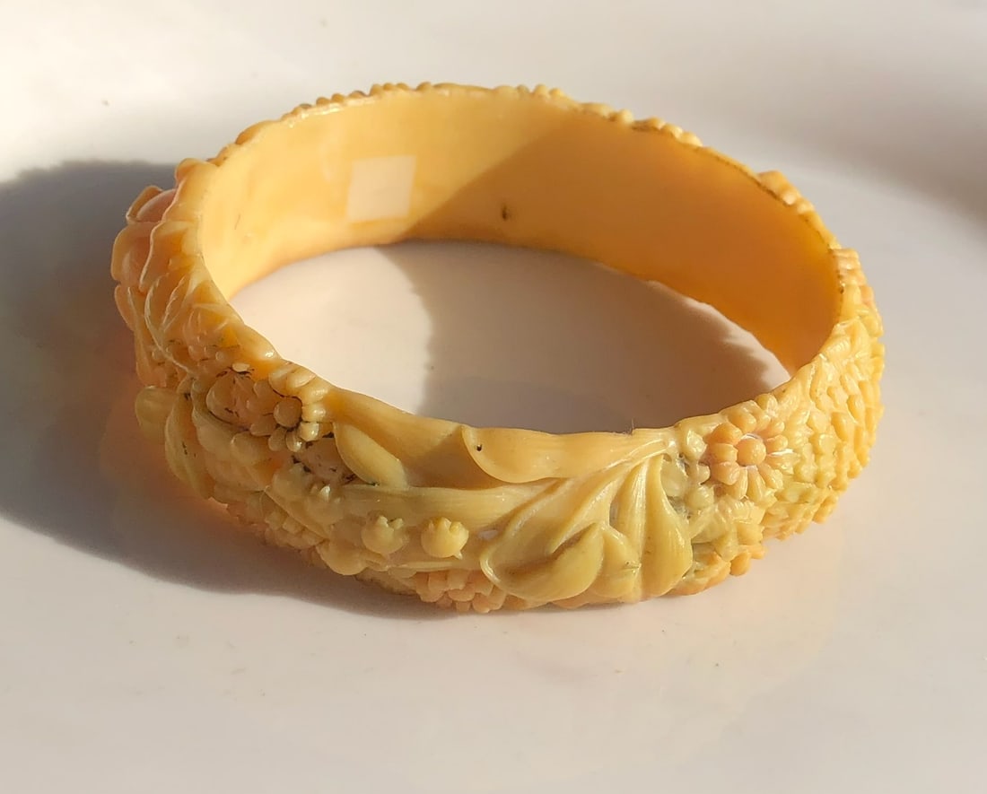 Vintage Bracelet (1 of 2)