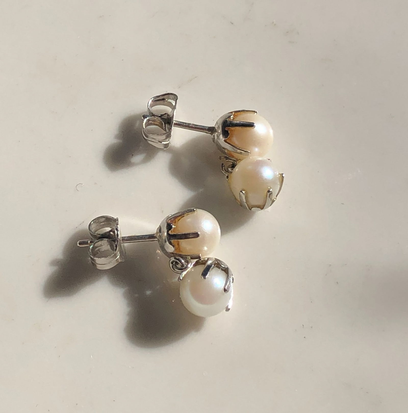 Pair of 14K Gold Pearl Earrings (1 of 2)