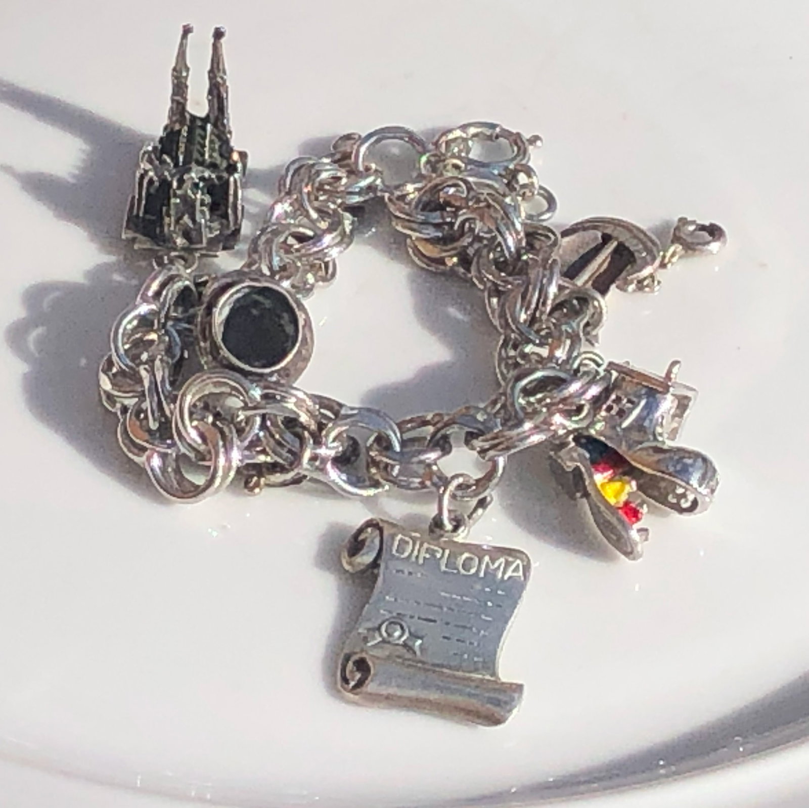 Vintage Silver Bracelet: Vintage Silver Bracelet, weight 35.4g