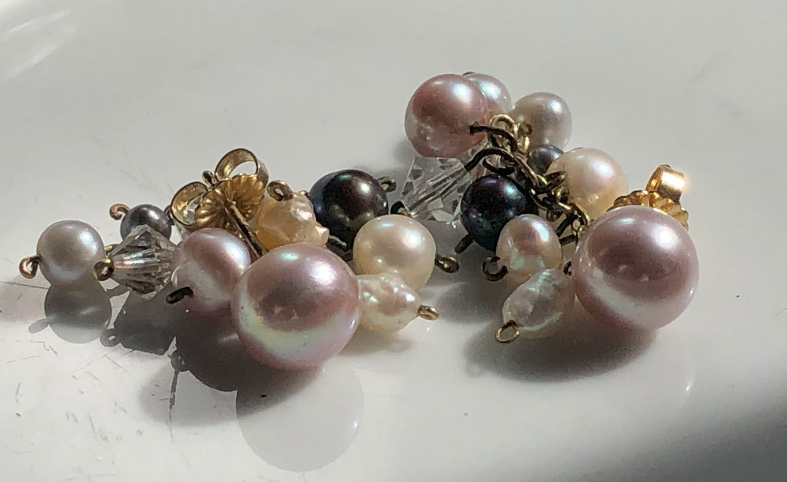 Pair of 14K Gold Pearl Earrings (1 of 4)