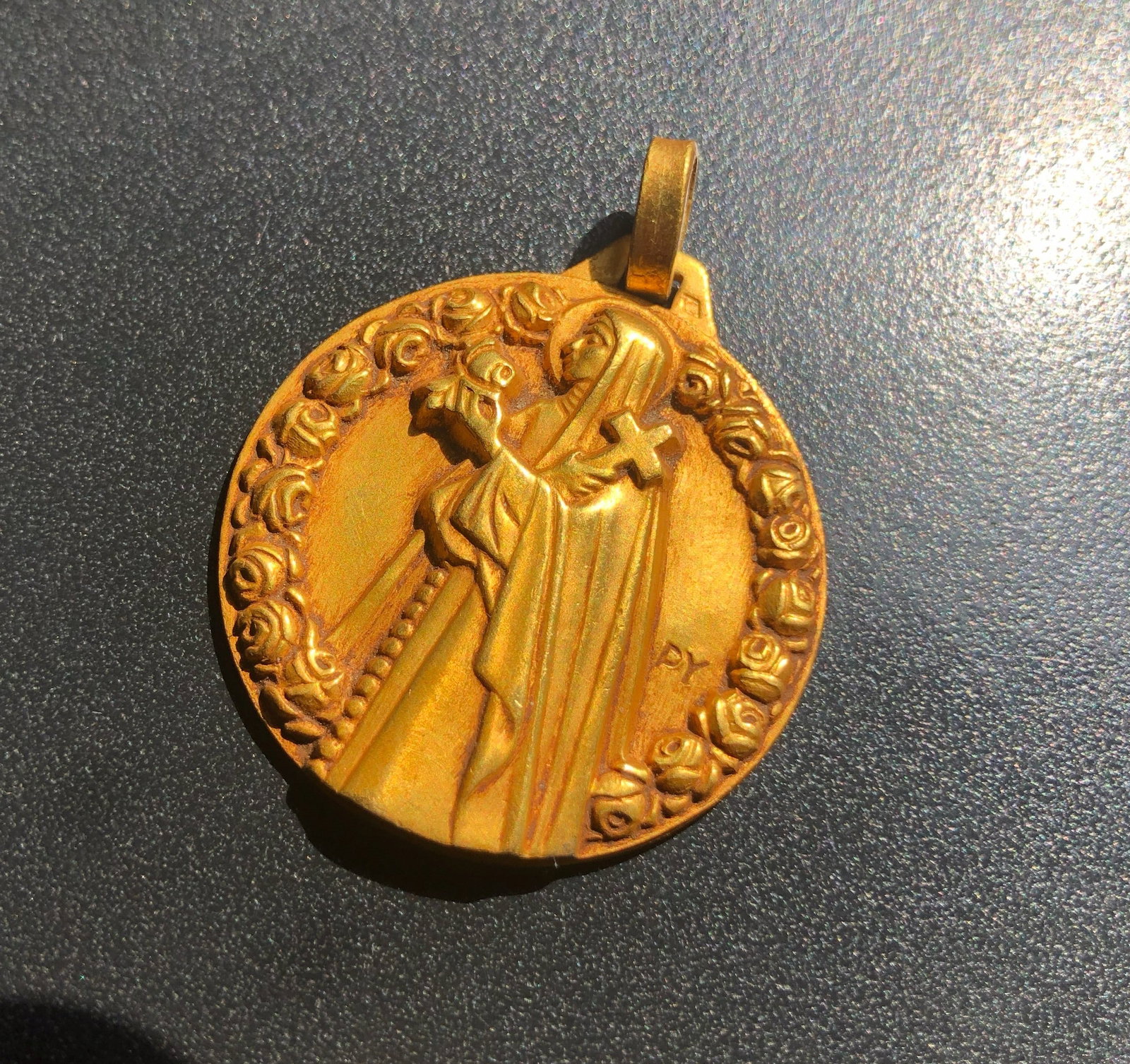 Vintage Gold Filled Pendant (1 of 2)