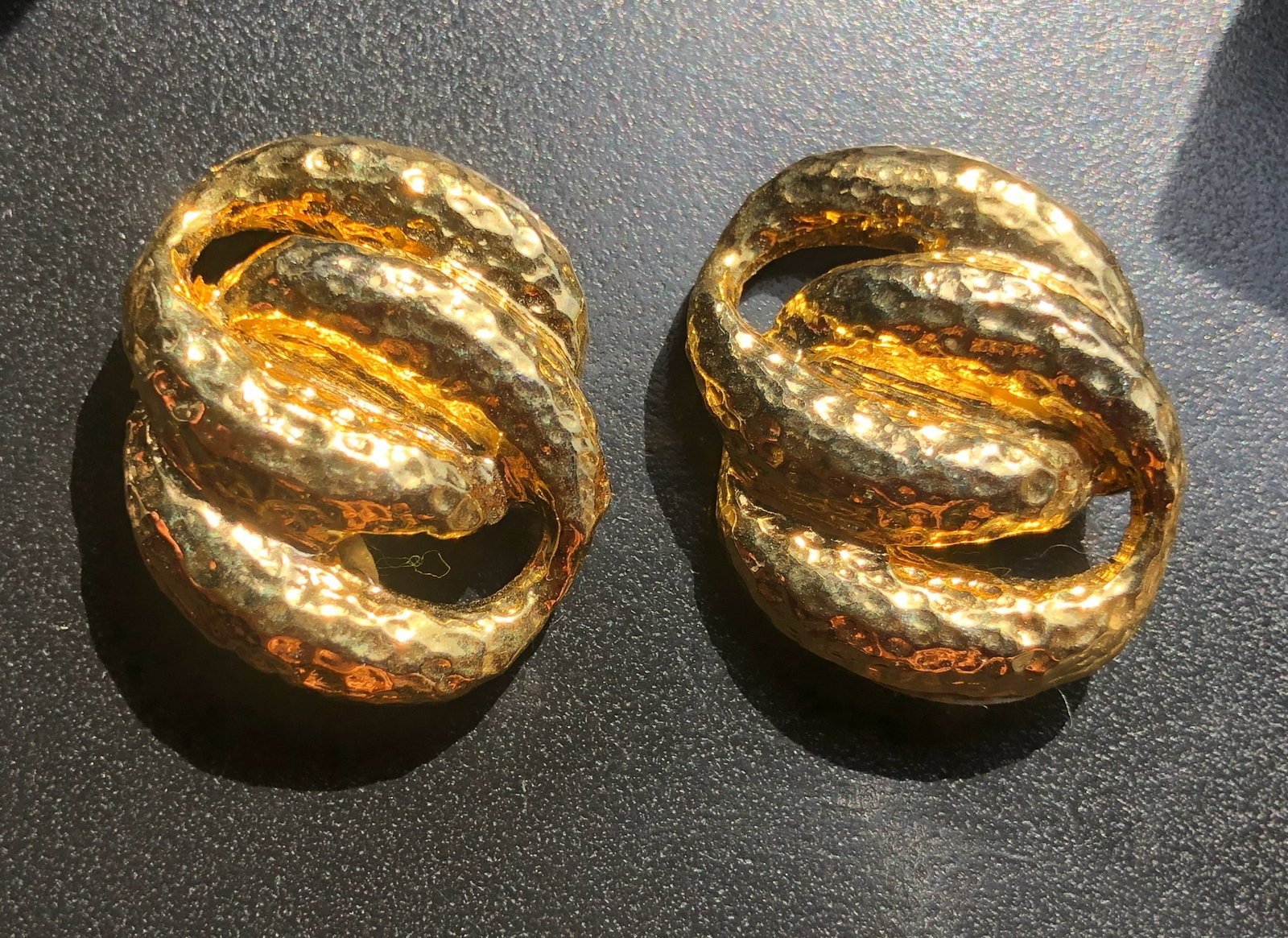 Pair of gold filled shoe clips (1 of 2)