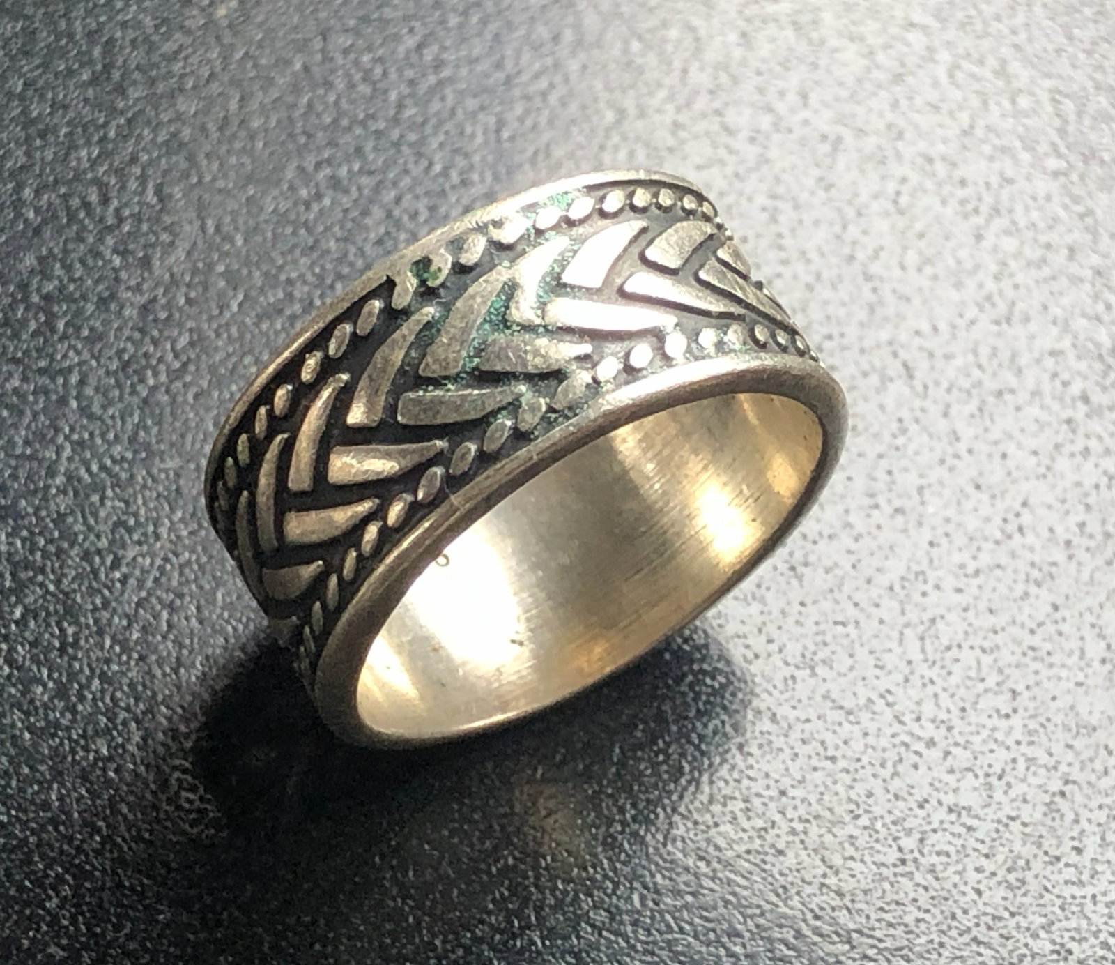 Vintage silver Ring: Vintage silver Ring, Size 8