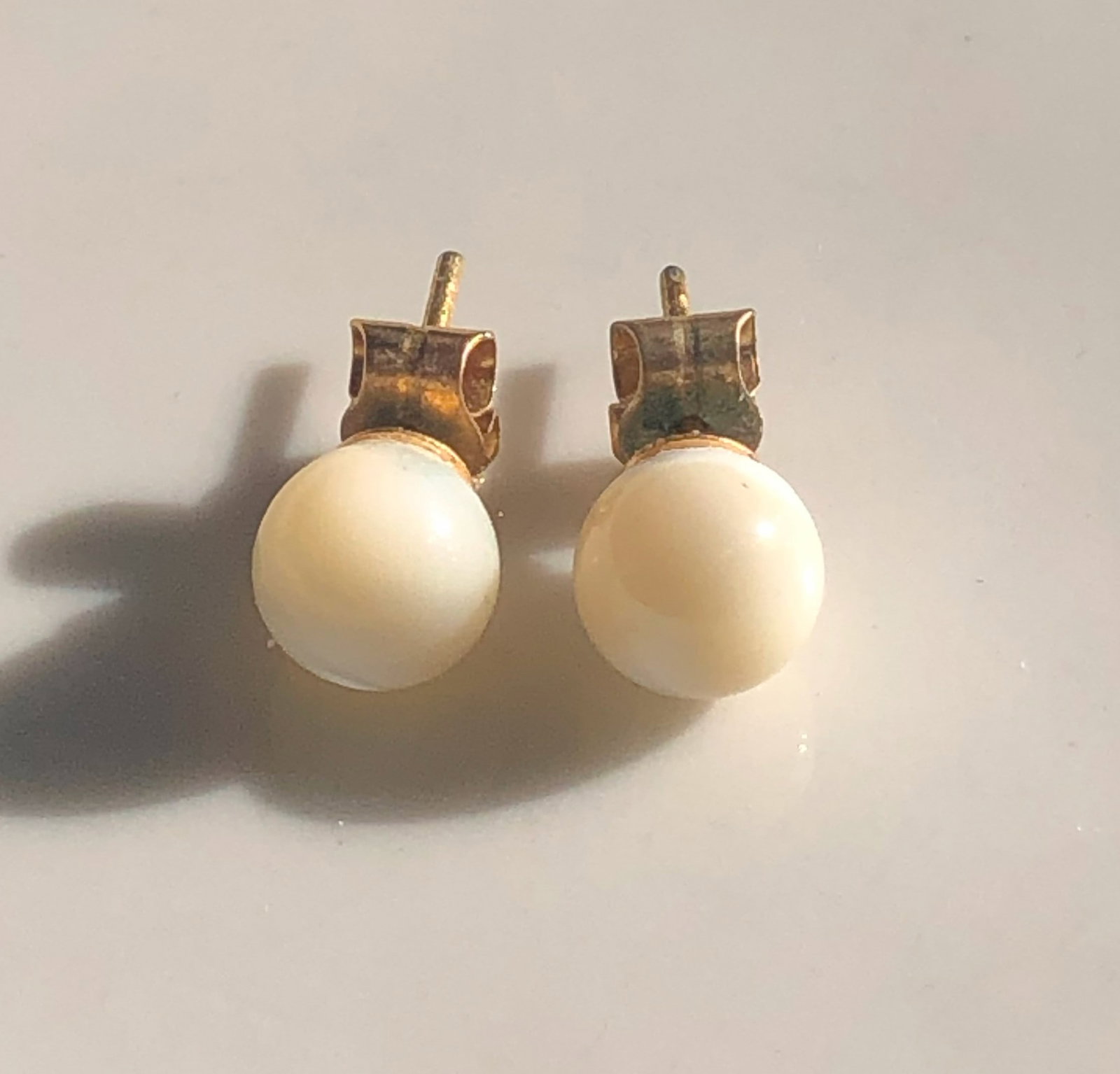 Pair of Mother of Pearl Earrings: Pair of Mother of Pearl Earrings