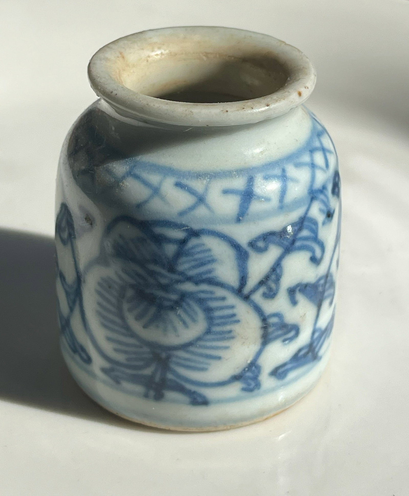 Antique Blue and White Bird Feeder: Antique Blue and White Bird Feeder