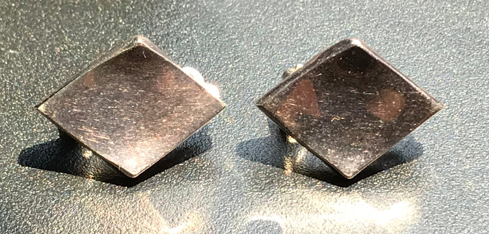 Pair of Silver Earrings: Pair of Silver Earrings, weight 11g