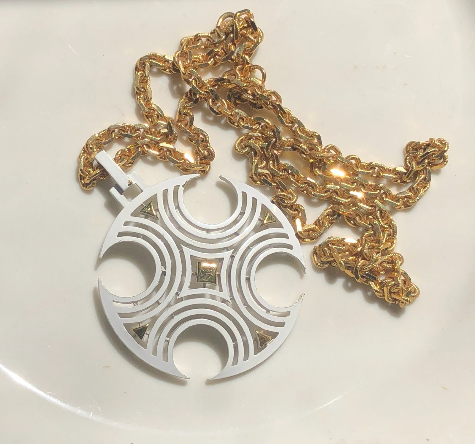 Vintage Gold Filled Necklace (1 of 3)