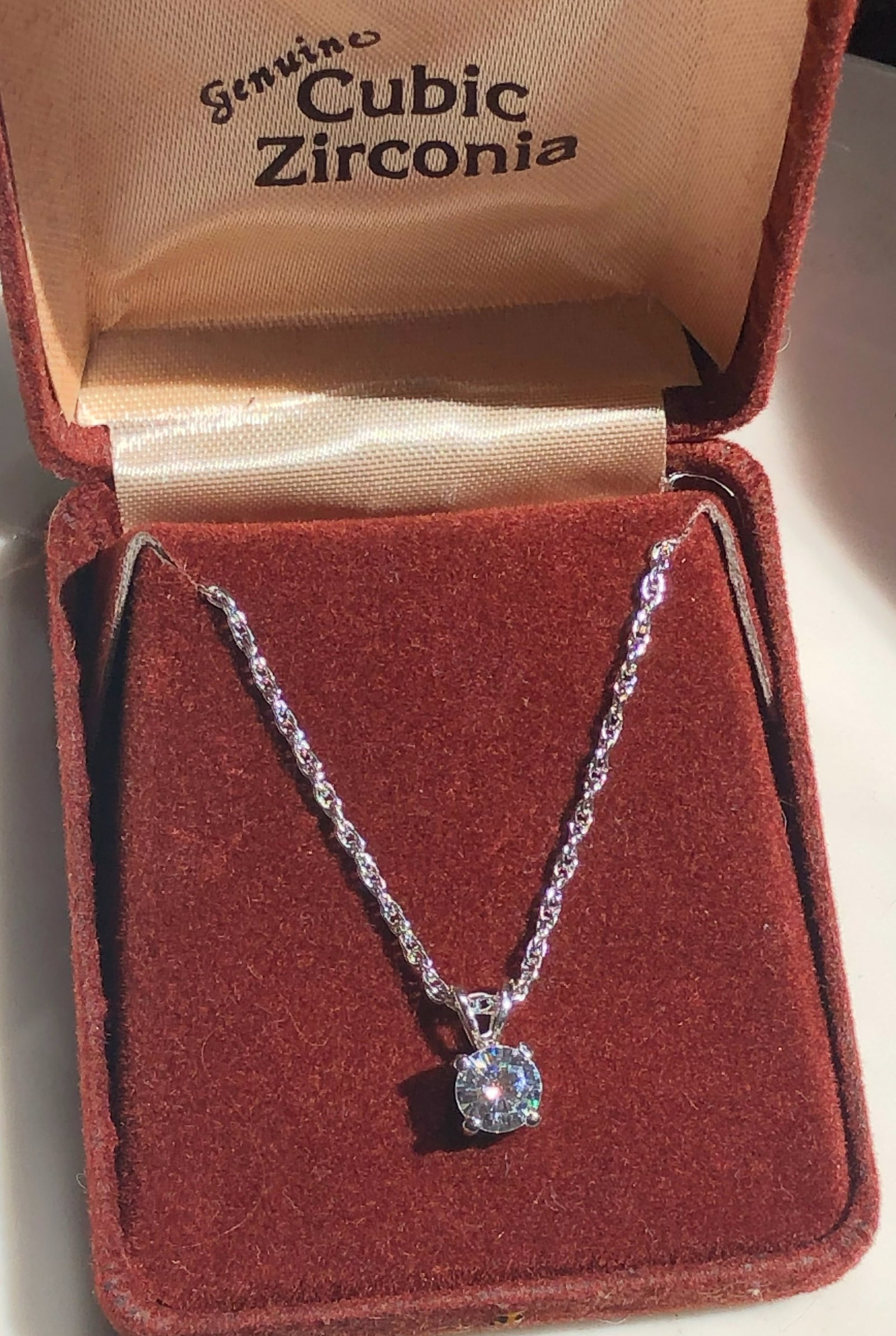 Vintage Necklace: Vintage Necklace