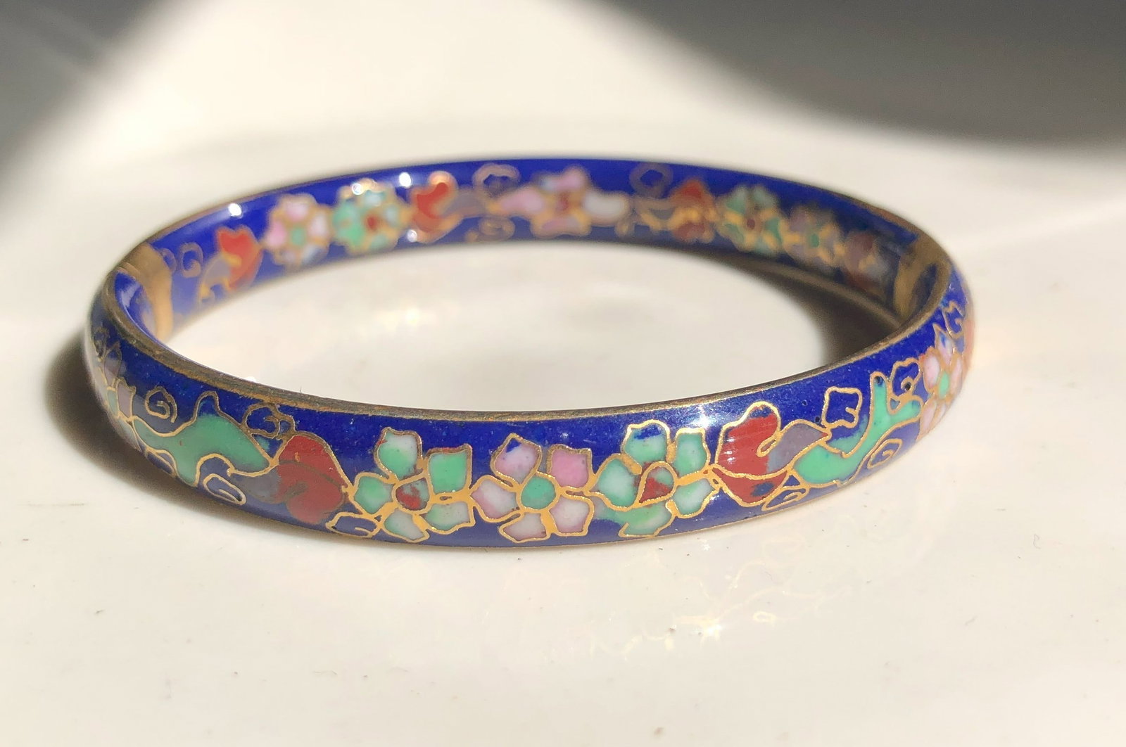 Vintage Cloisonne Bracelet: Vintage Cloisonne Bracelet