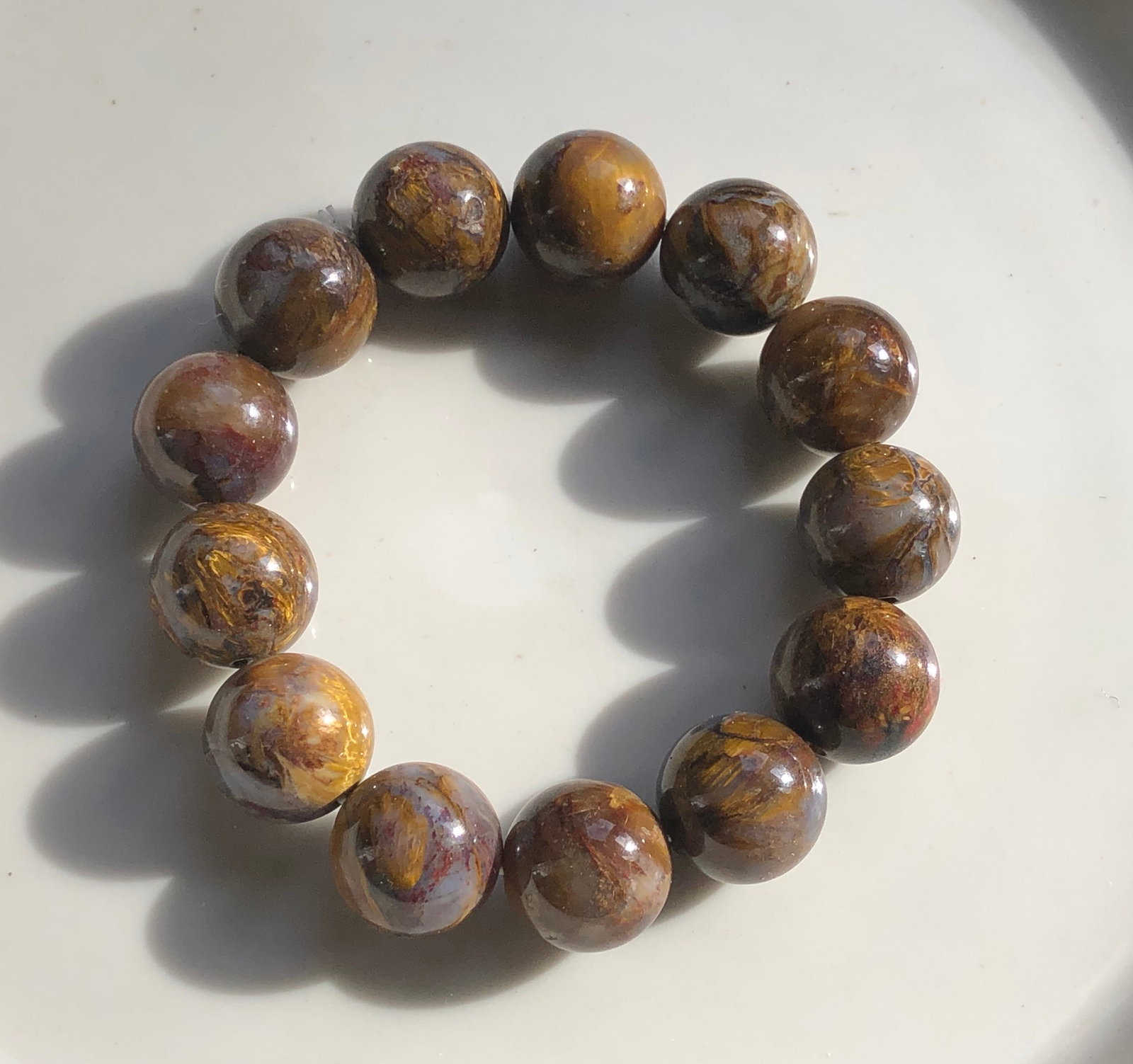 Vintage Agate Bracelet: Vintage Agate Bracelet, Size of each bead: 15mm