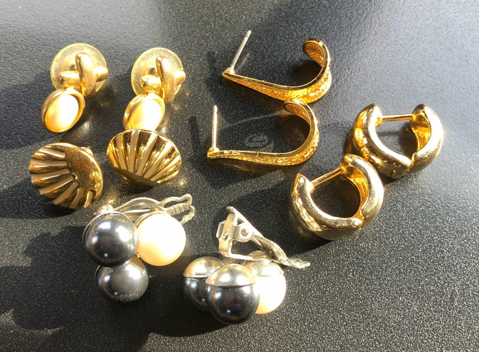 Group of Earrings: Group of Earrings