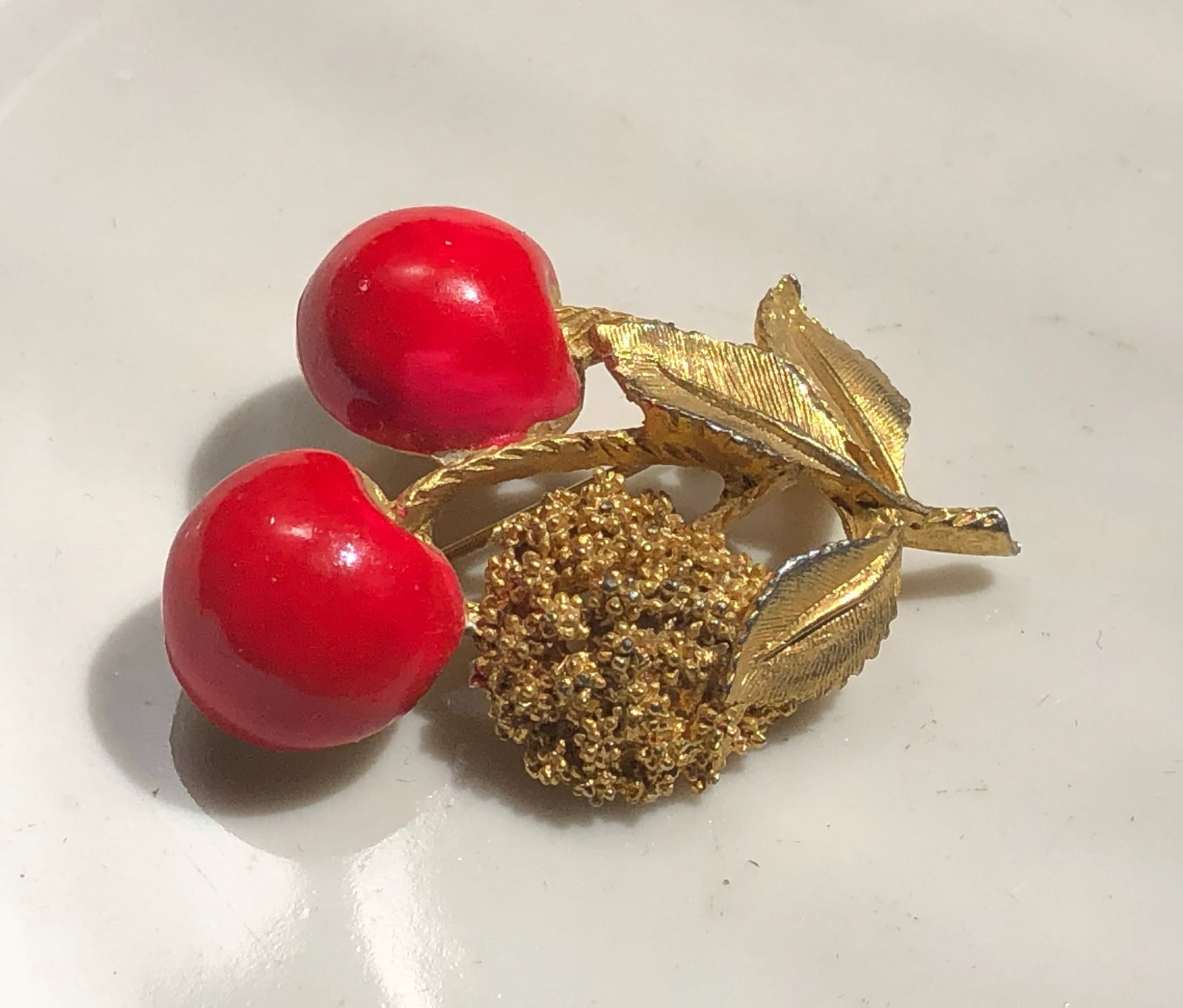 Vintage Brooch Pin: Vintage Brooch Pin