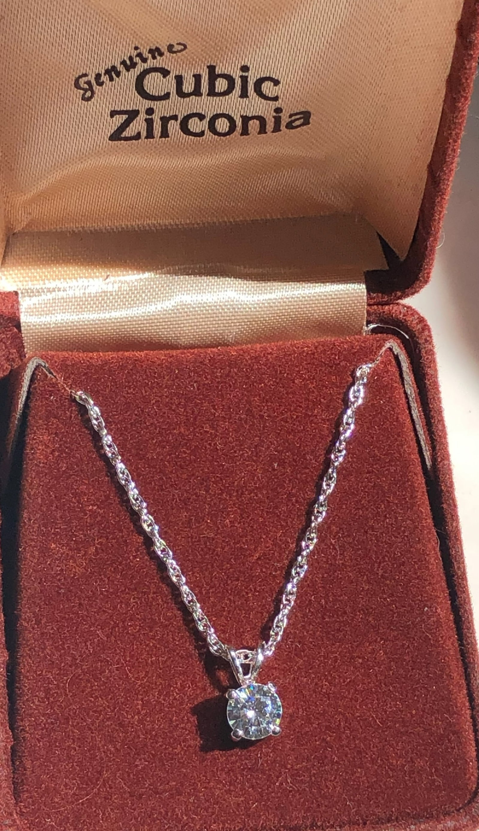 Vintage Necklace: Vintage Necklace