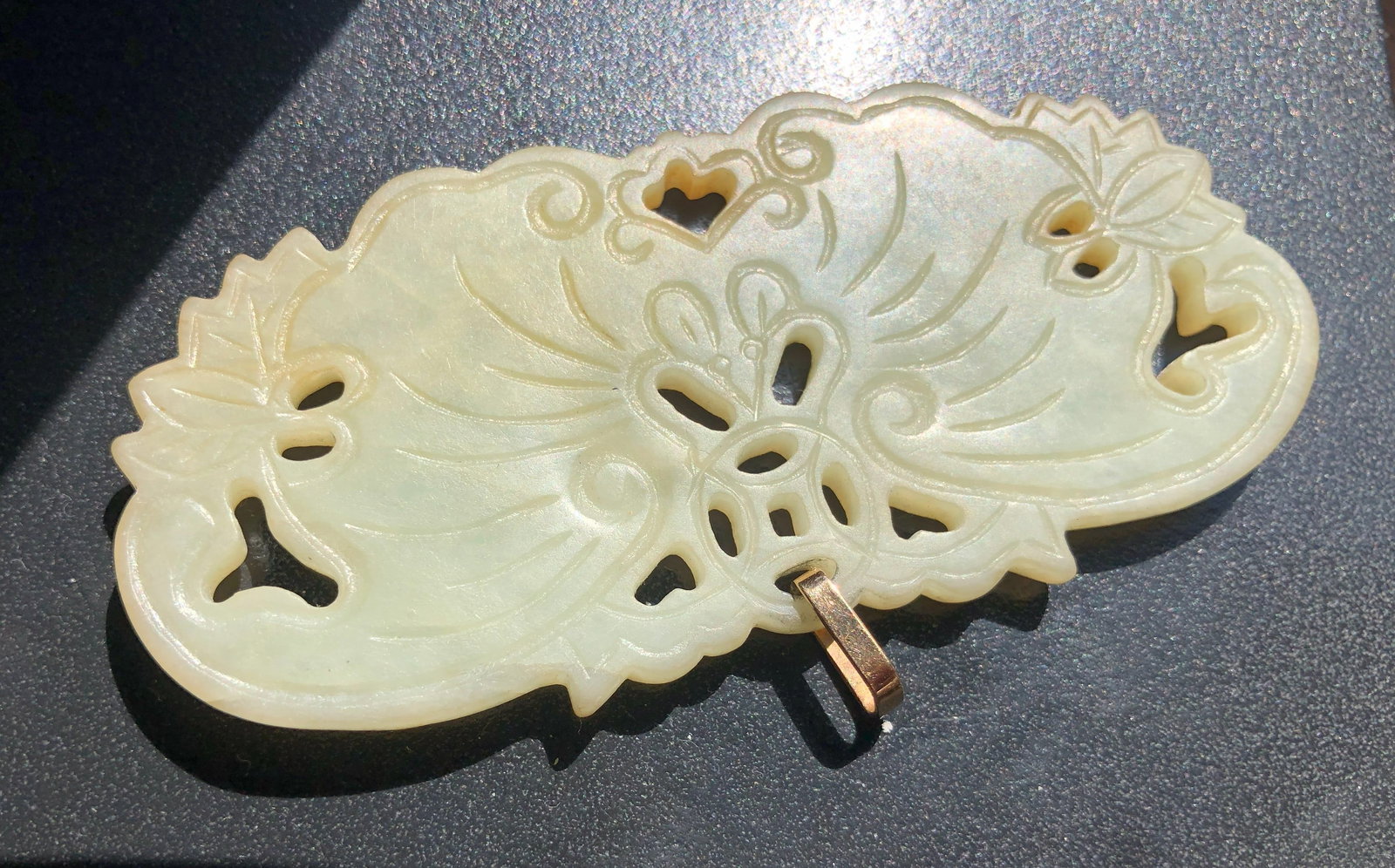14K Gold Bale Jade Butterfly Pendant: 14K Gold Bale Jade Butterfly Pendant, Size: 3"