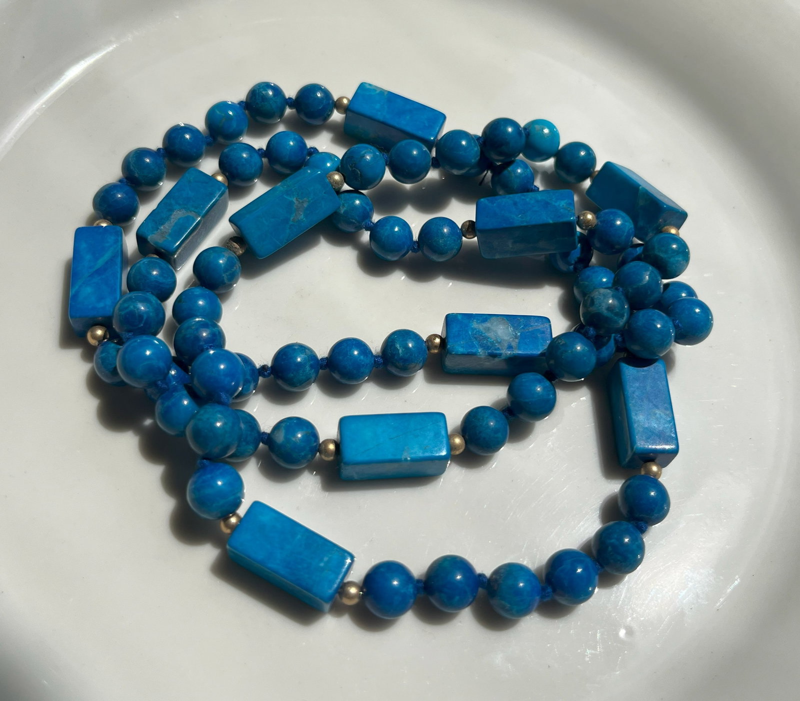 Vintage Stone Necklace: Vintage Stone Necklace