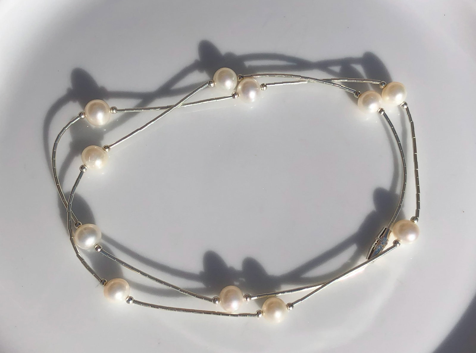 Vintage Pearl Necklace (1 of 2)