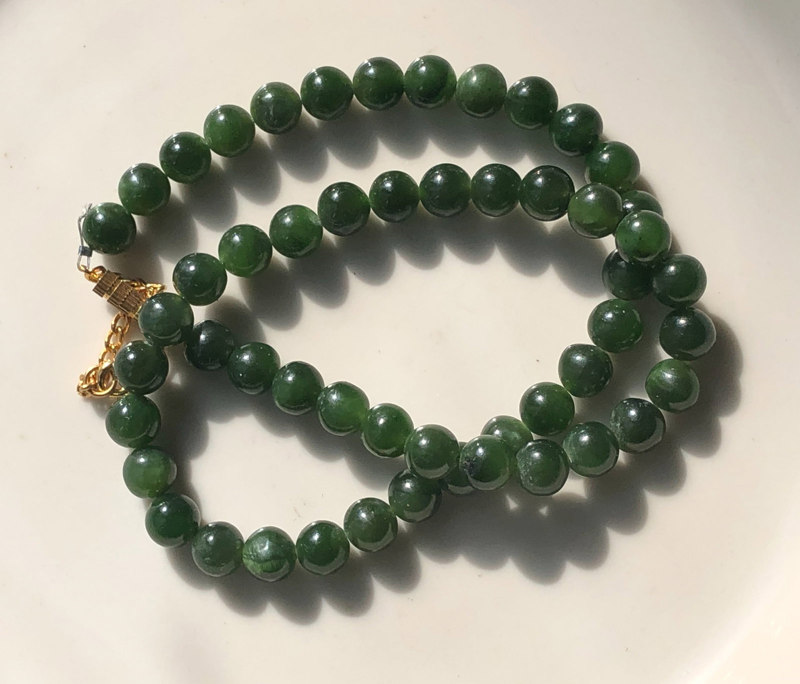 Vintage Green Jade Necklace (1 of 2)