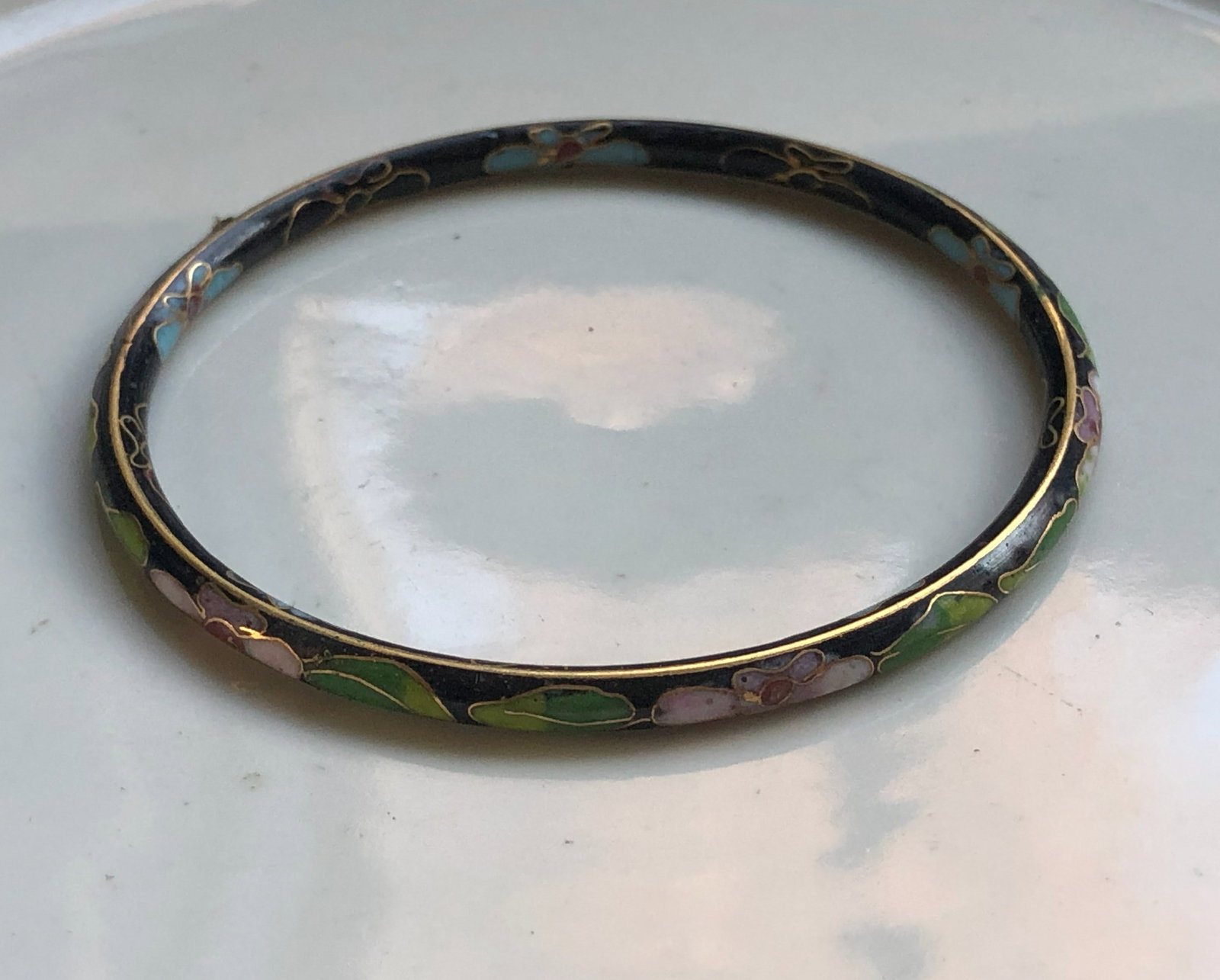 Vintage Cloisonne Bracelet: Vintage Cloisonne Bracelet