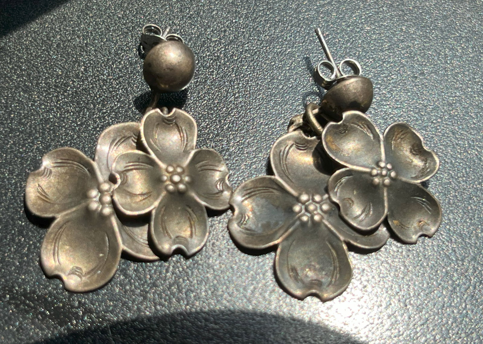 Pair of Silver Earrings: Pair of Silver Earrings