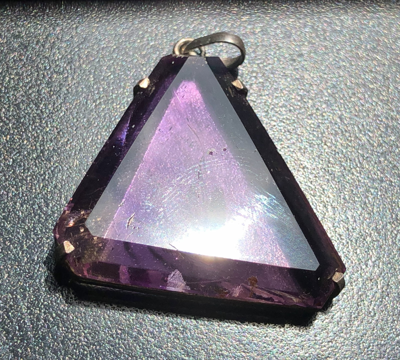 Vintage Silver Pendant: Vintage Silver Pendant