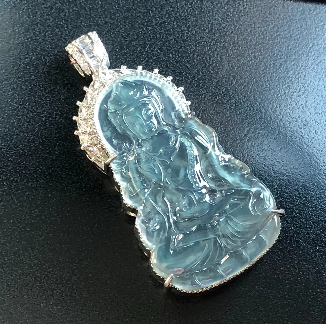 Natural Jadeite Pendant, total size: 2.25<": Natural Jadeite Pendant, total size: 2.25<"