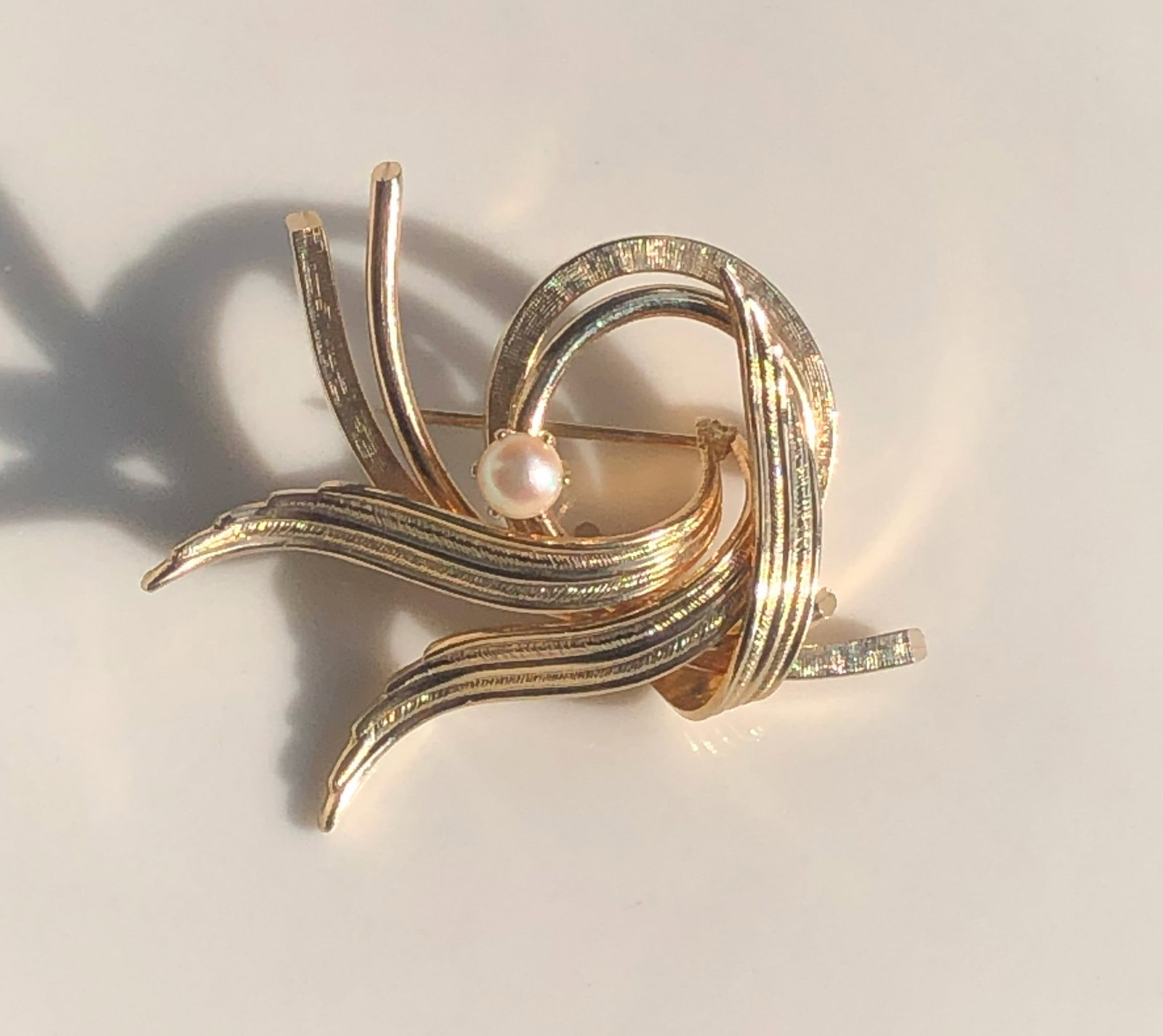 Vintage Brooch Pin: Vintage Brooch Pin