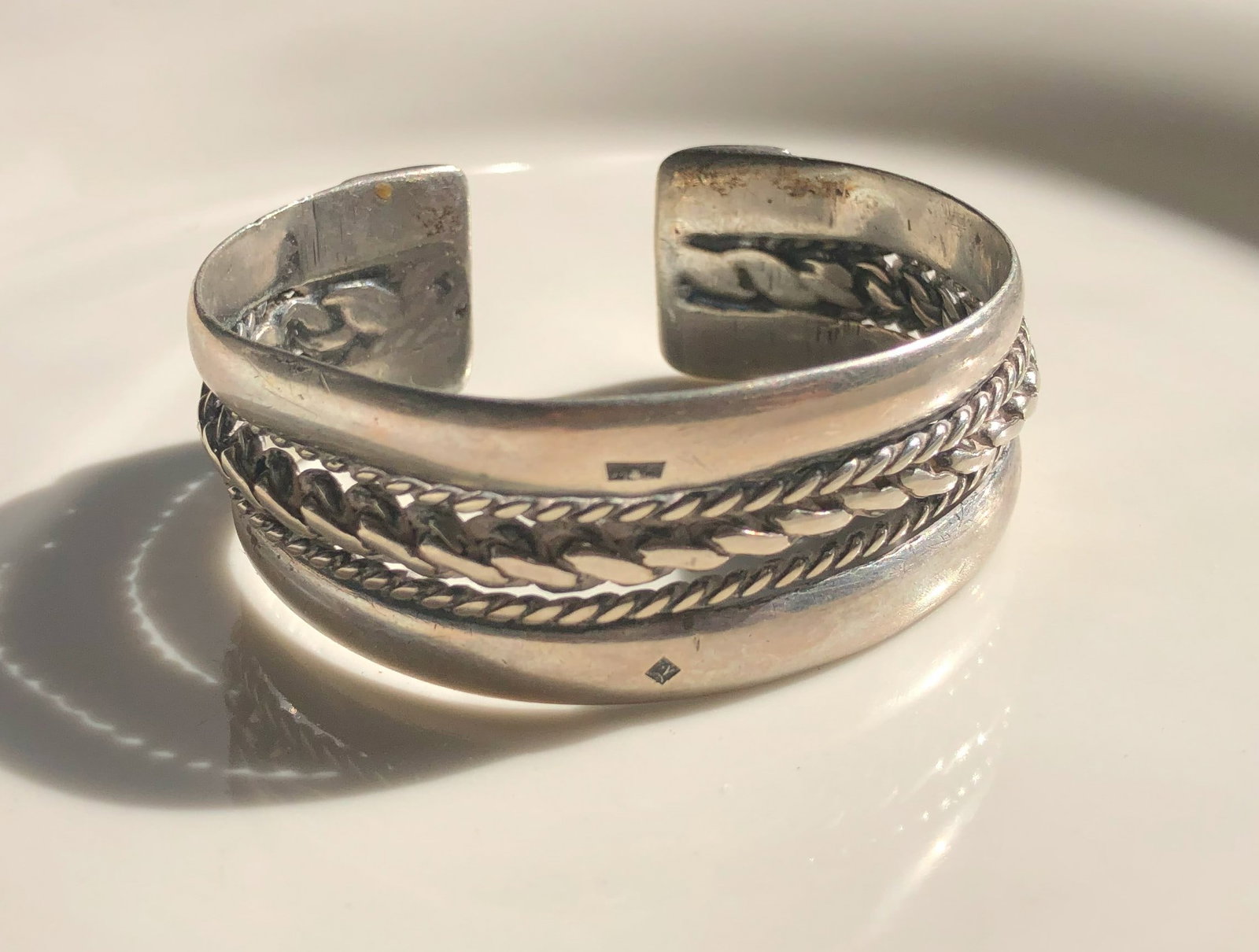 Vintage Silver Bracelet: Vintage Silver Bracelet, weight 54.2g