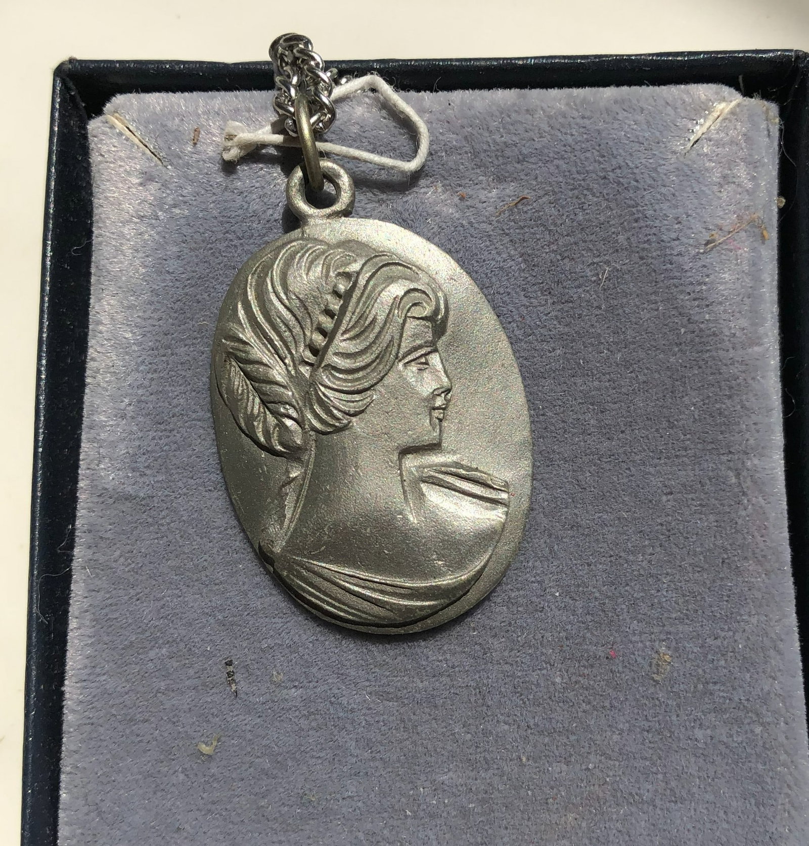 Vintage Pendant: Vintage Pendant