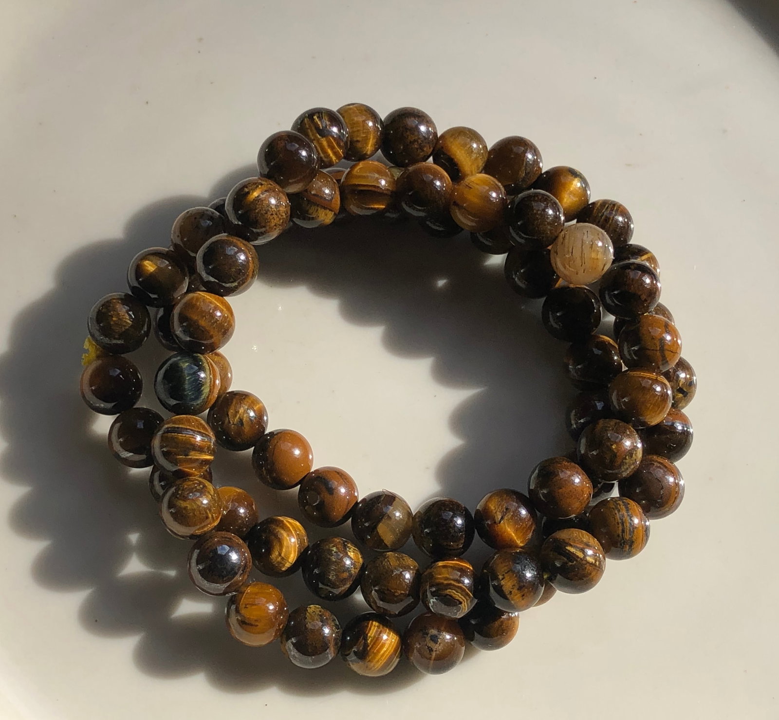 Tiger's Eye Necklace: Tiger's Eye Necklace, Size of each bead: 8mm