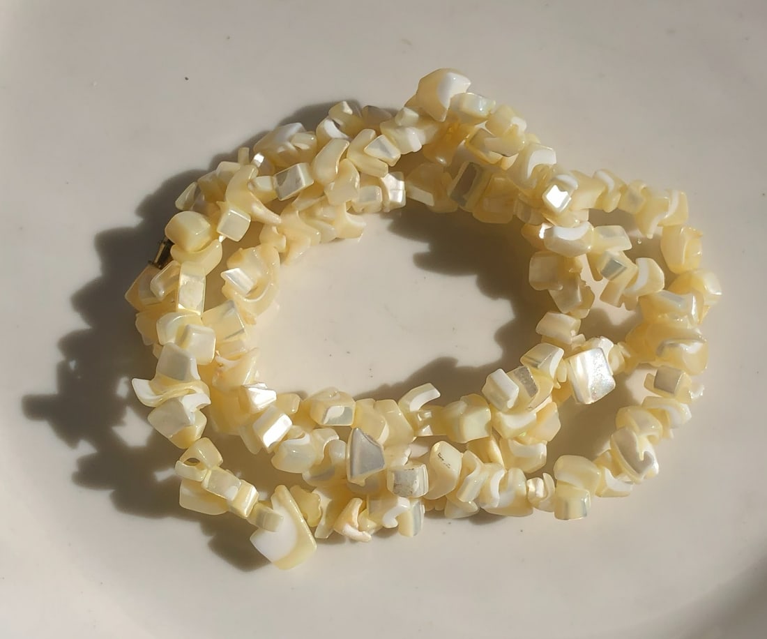 Vintage Necklace: Vintage Necklace