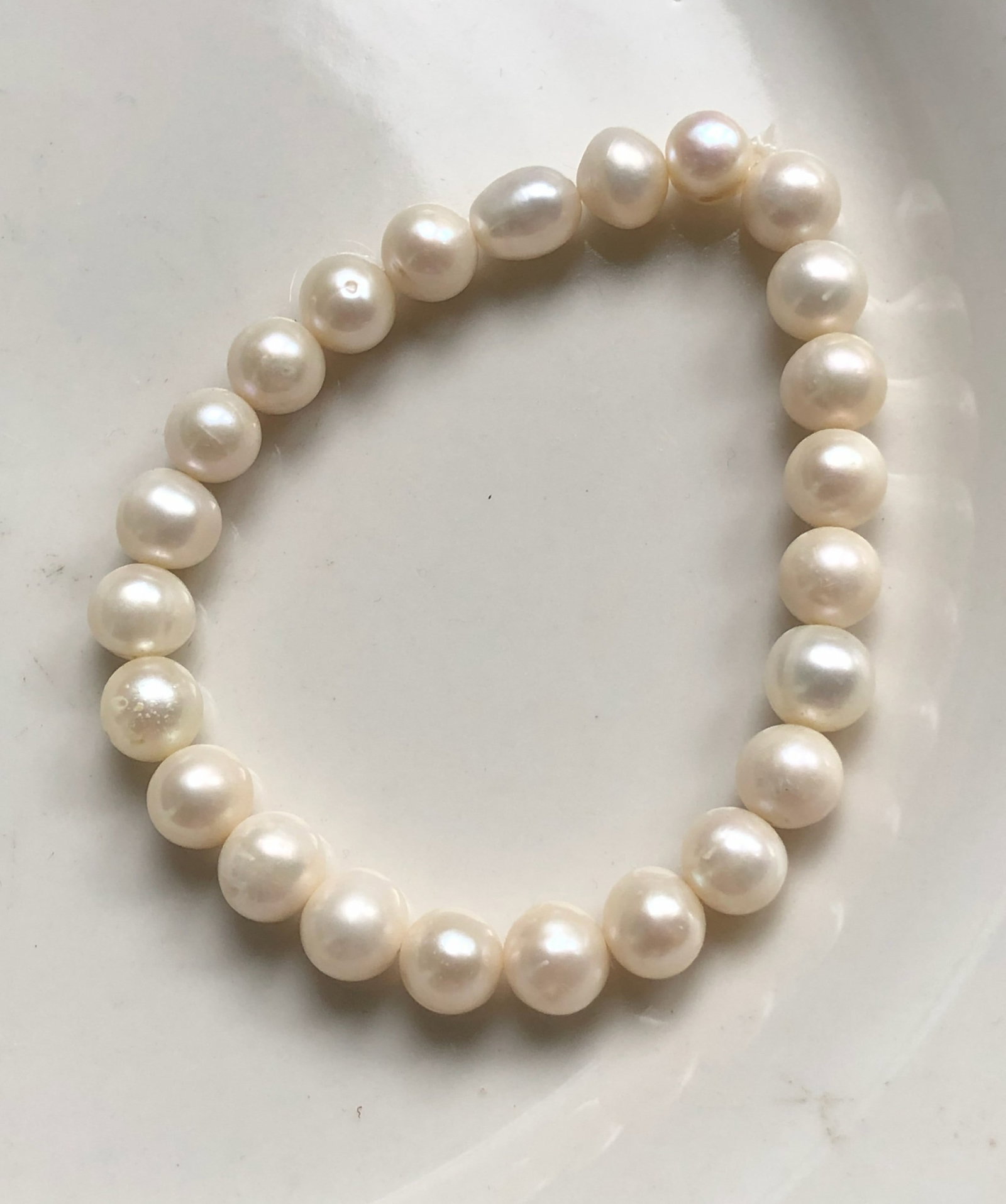 Natural Pearl Bracelet (1 of 2)