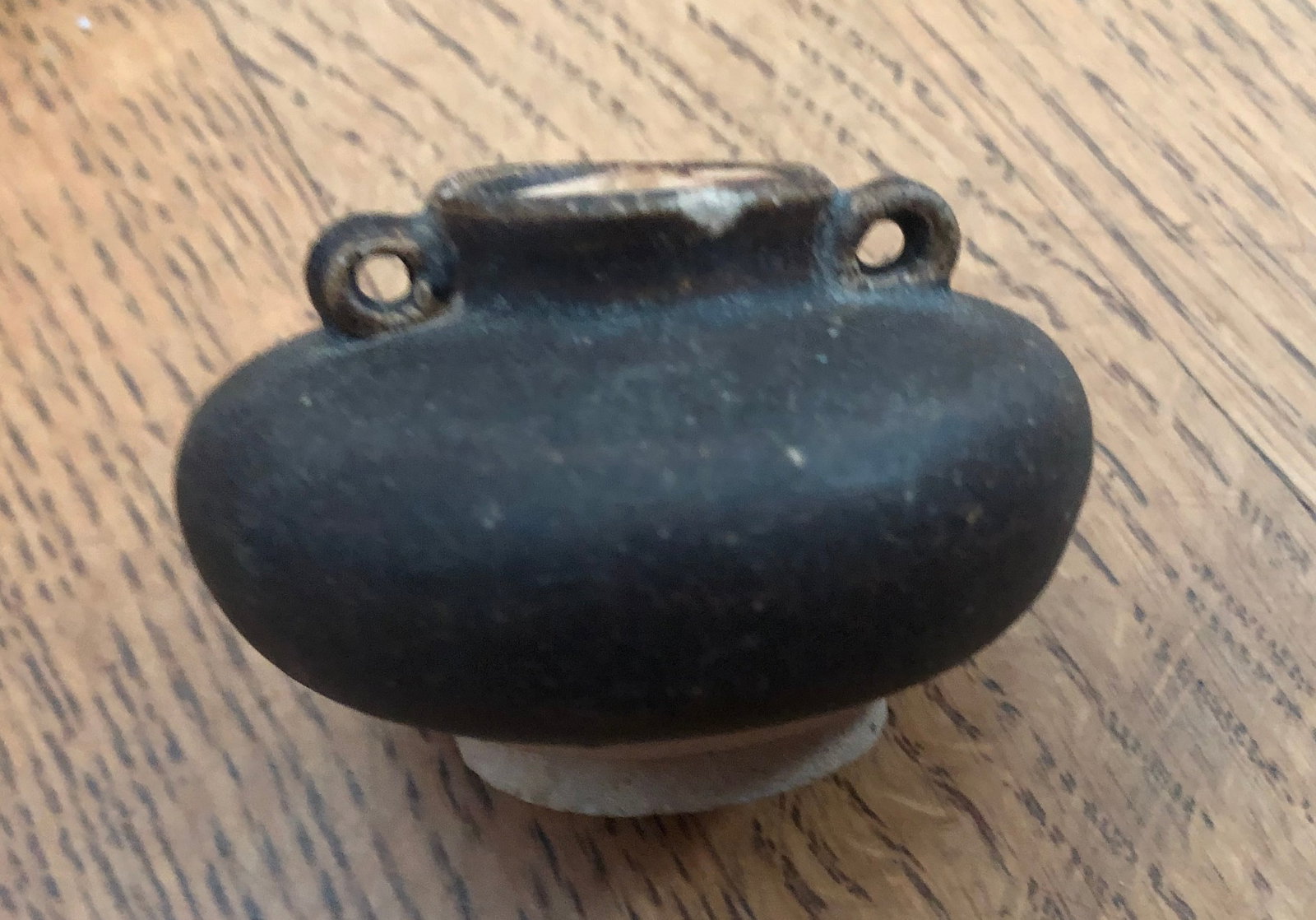 Antique Chinese Pot Song Dynasty: Antique Chinese Pot Song Dynasty, Size: 3"