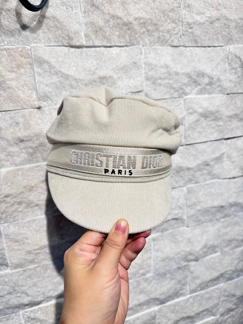 New Hat (1 of 5)