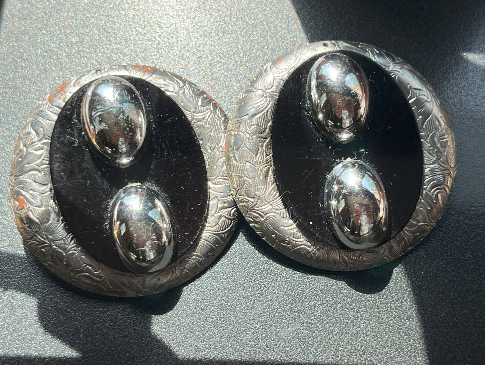 Pair of Earrings (1 of 3)