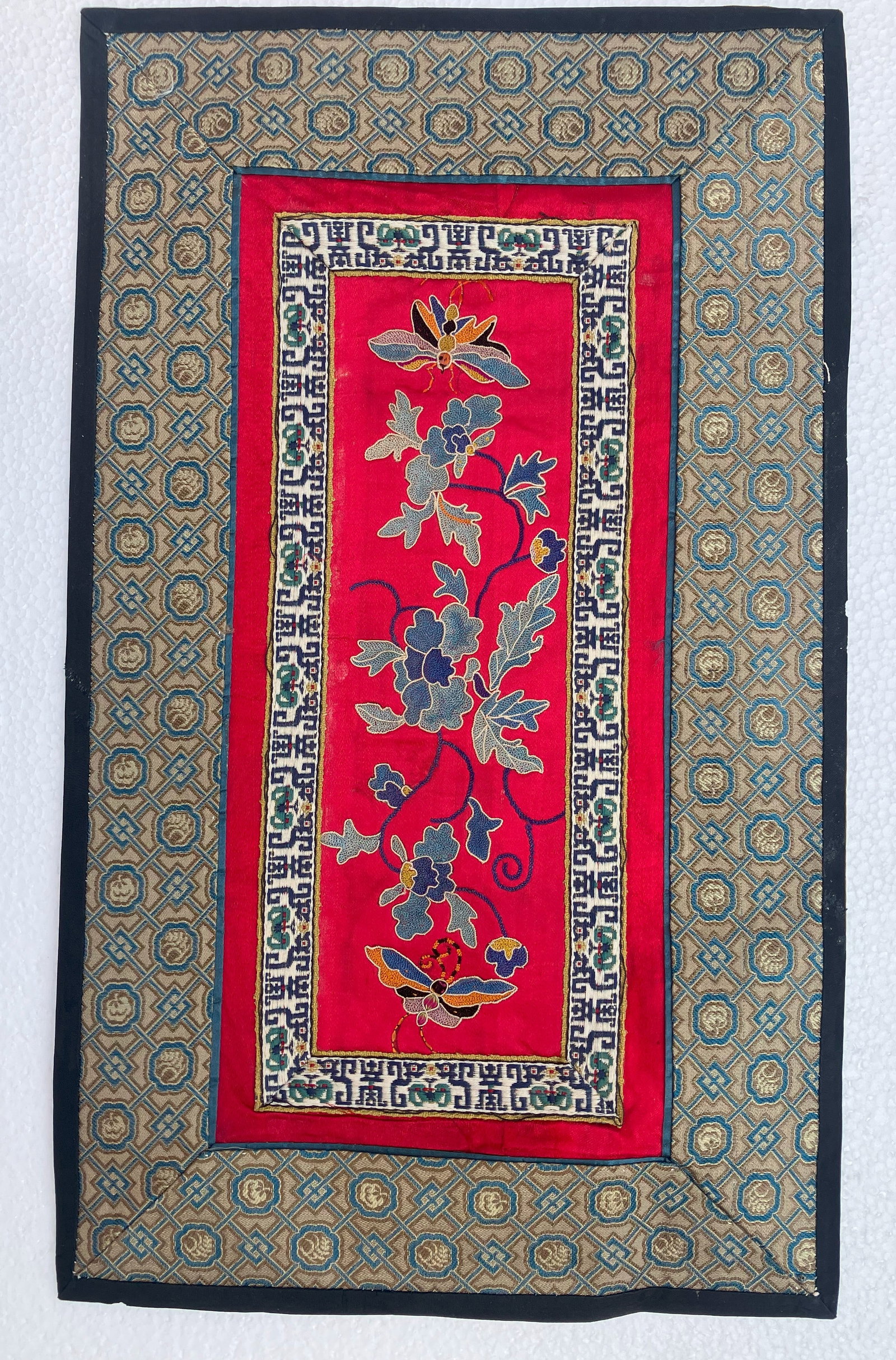 Vintage Embroidery Panel: Vintage Embroidery Panel, Diametyer: 14" x 9"