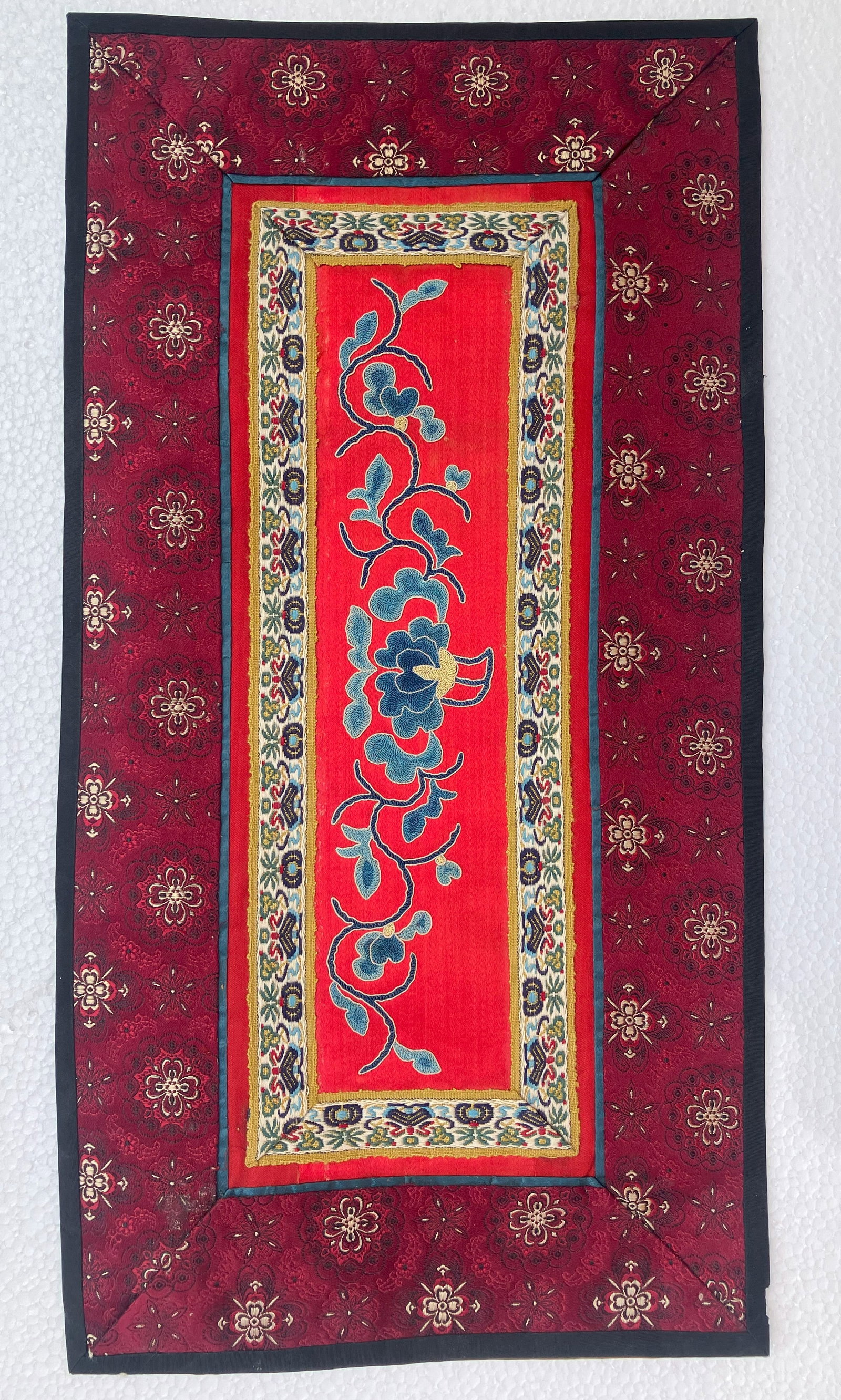Vintage Embroidery Panel: Vintage Embroidery Panel, Diametyer: 14" x 9"