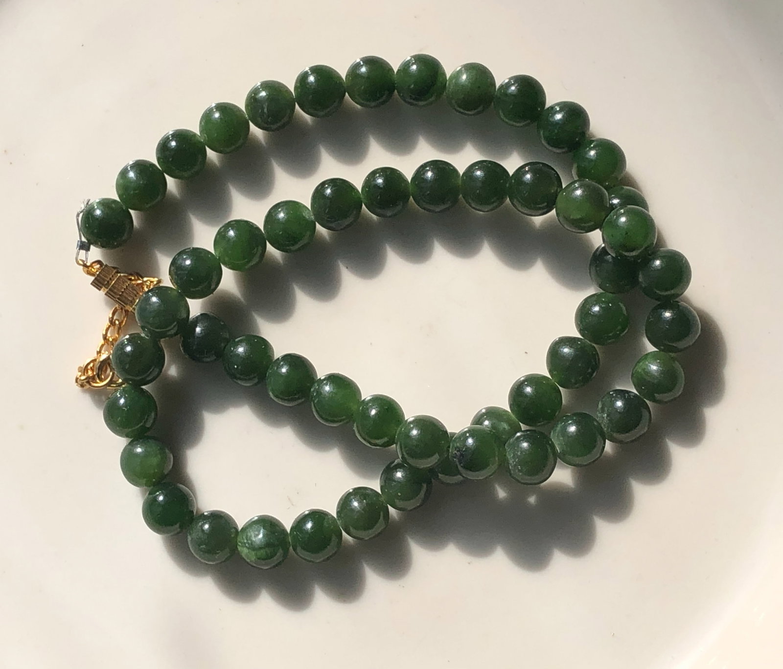 Vintage Green Jade Necklace (1 of 2)