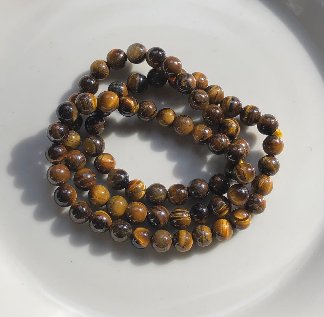 Vintage Tiger's Eye Necklace: Vintage Tiger's Eye Necklace