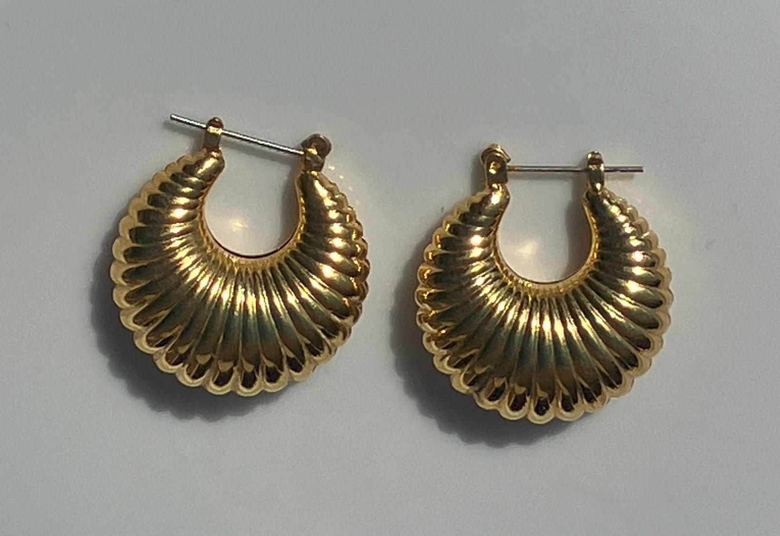 Pair of Gold Filled Earrings: Pair of Gold Filled Earrings