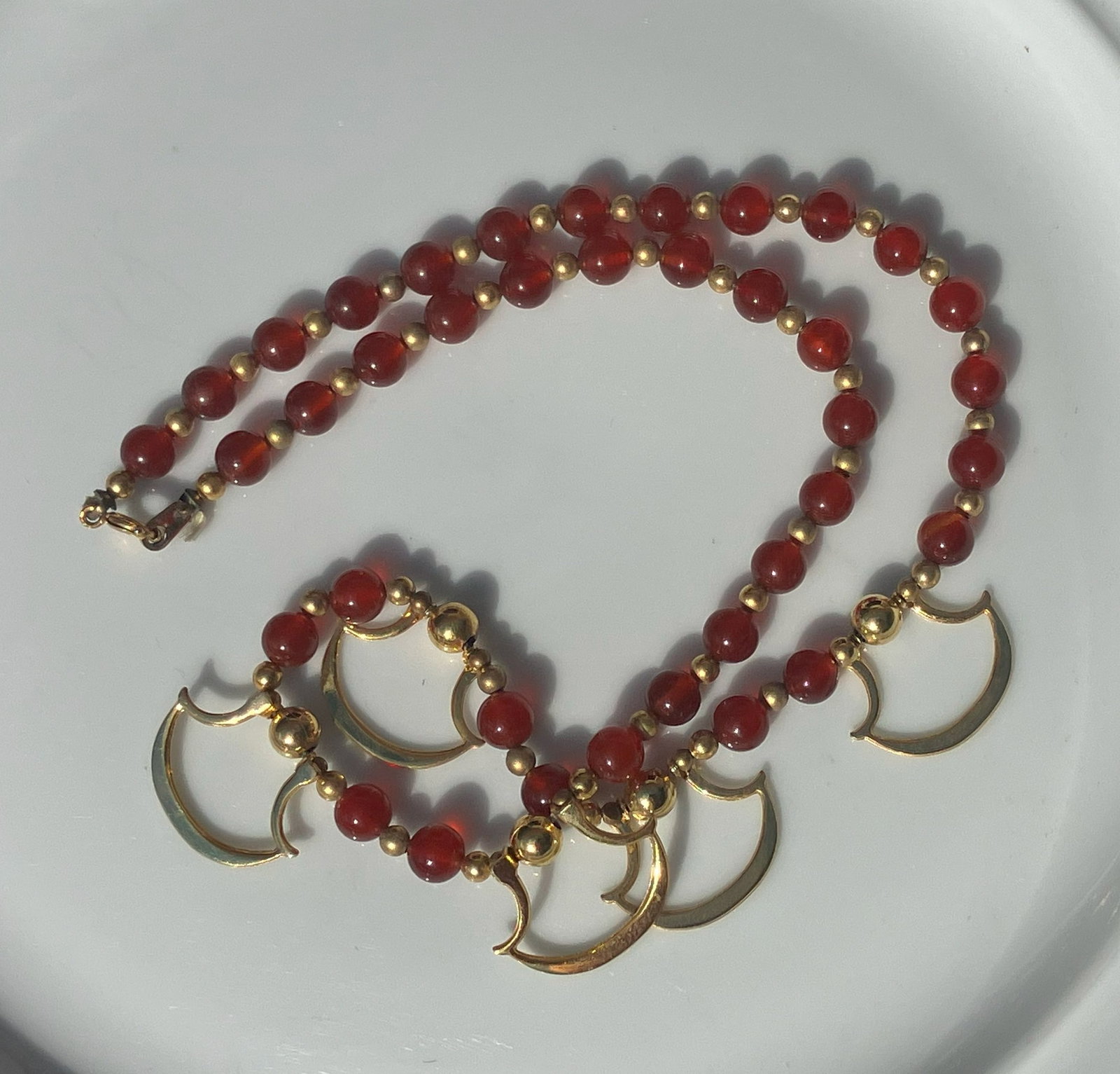 Vintage Carnelian Beads Necklace: Vintage Carnelian Beads Necklace