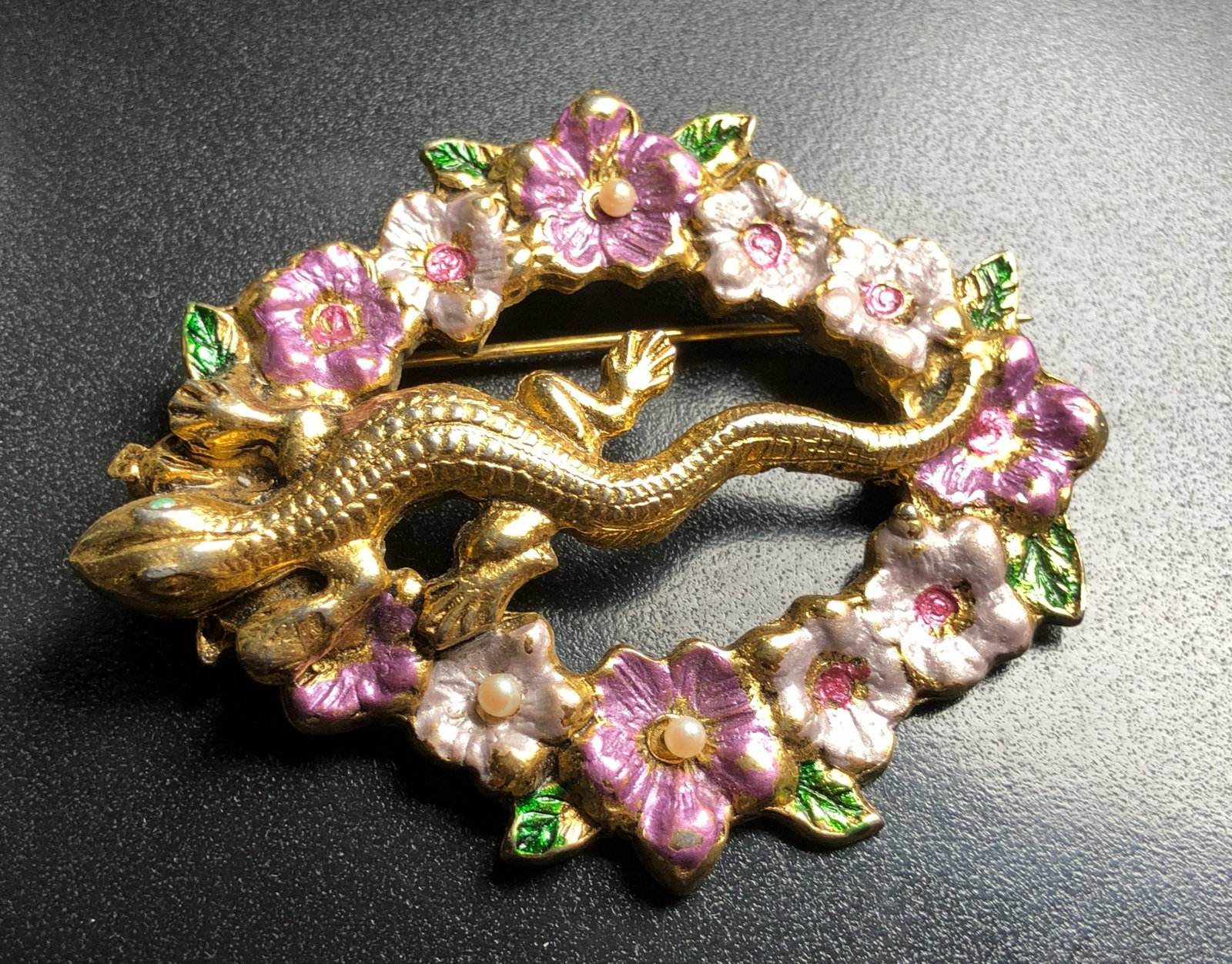 Vintage Brooch pin (1 of 3)