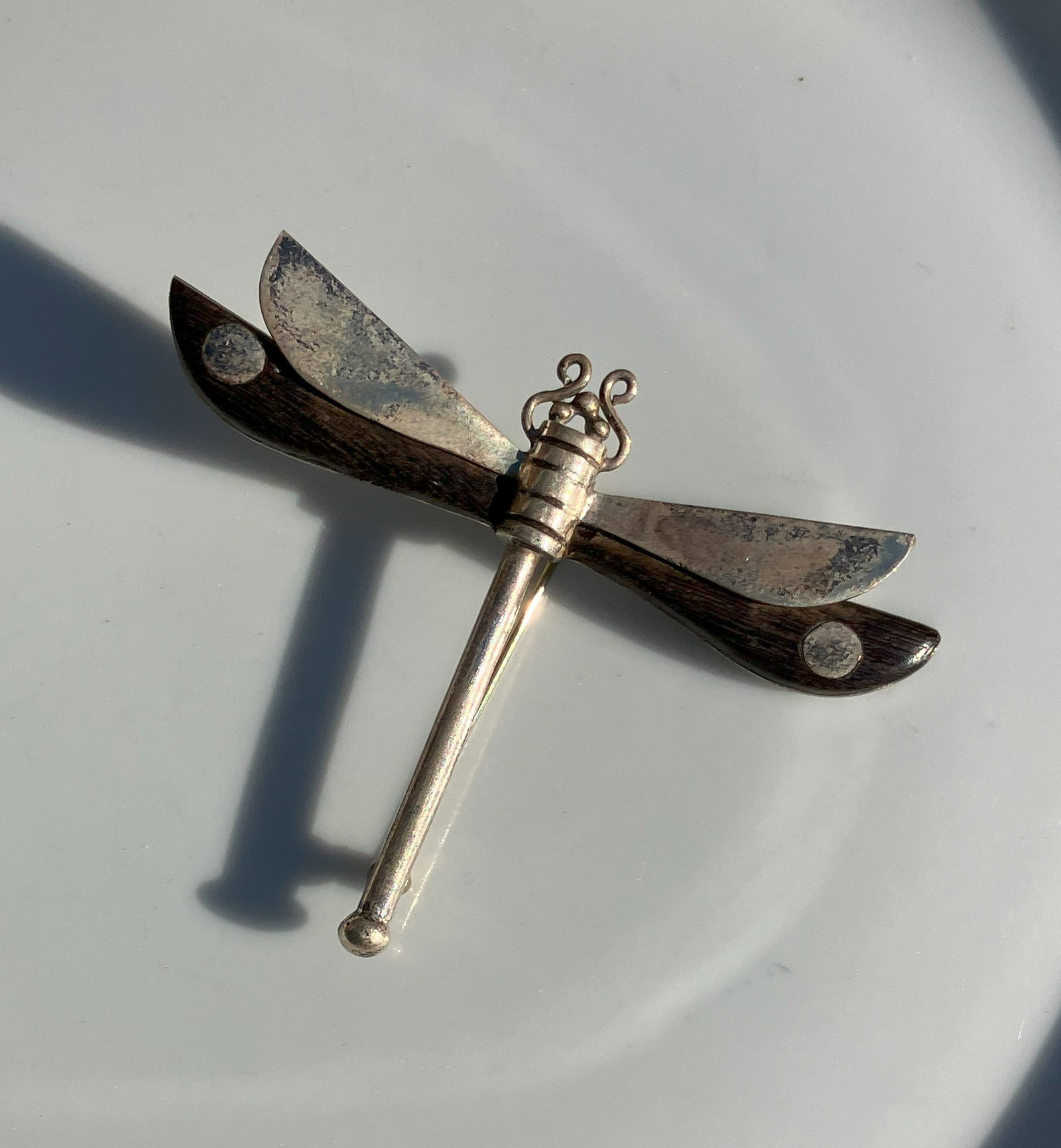 Vintage Silver Brooch Pin: Vintage Silver Brooch Pin