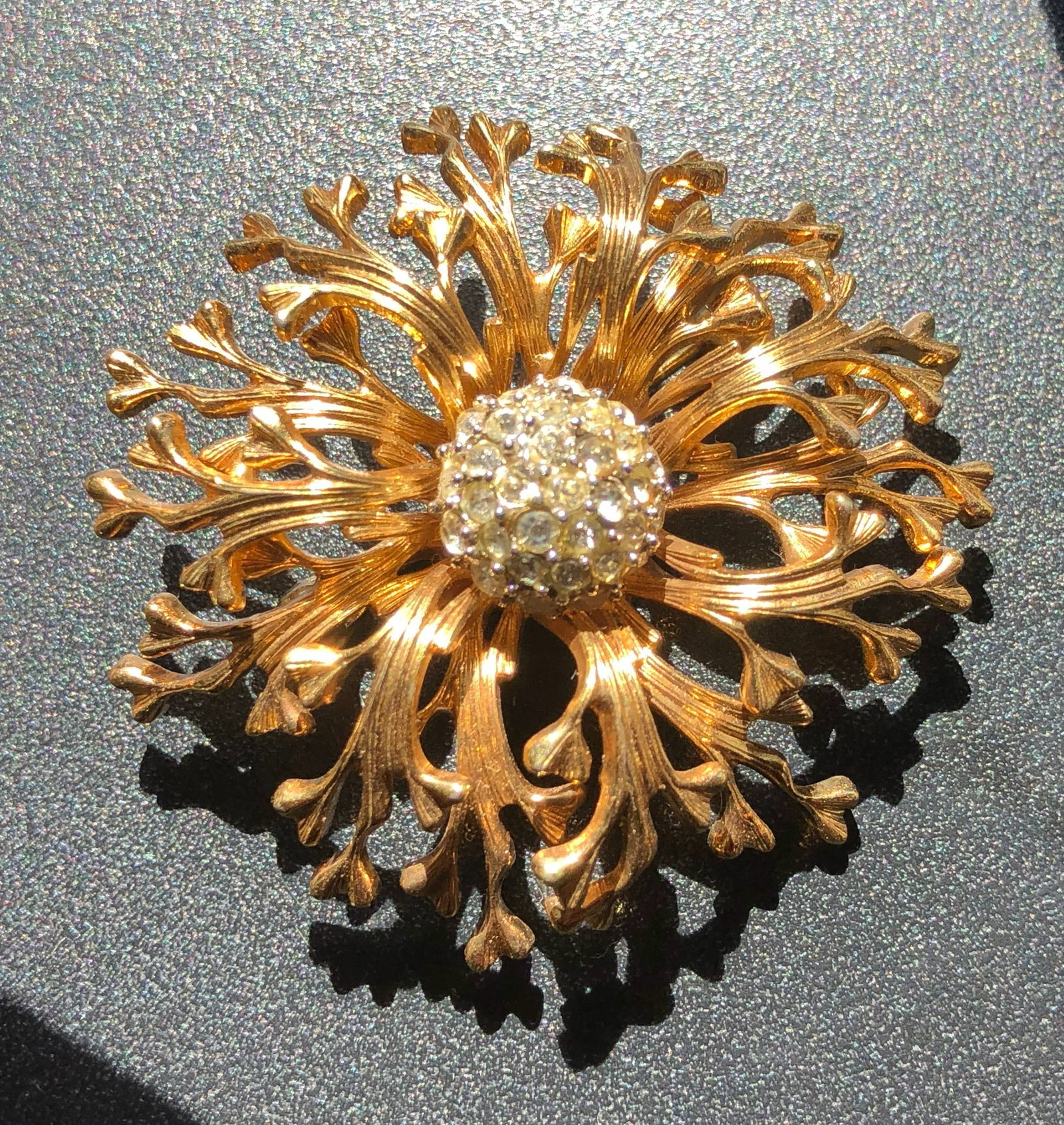 Vintage Gold Filled Brooch Pin: Vintage Gold Filled Brooch Pin