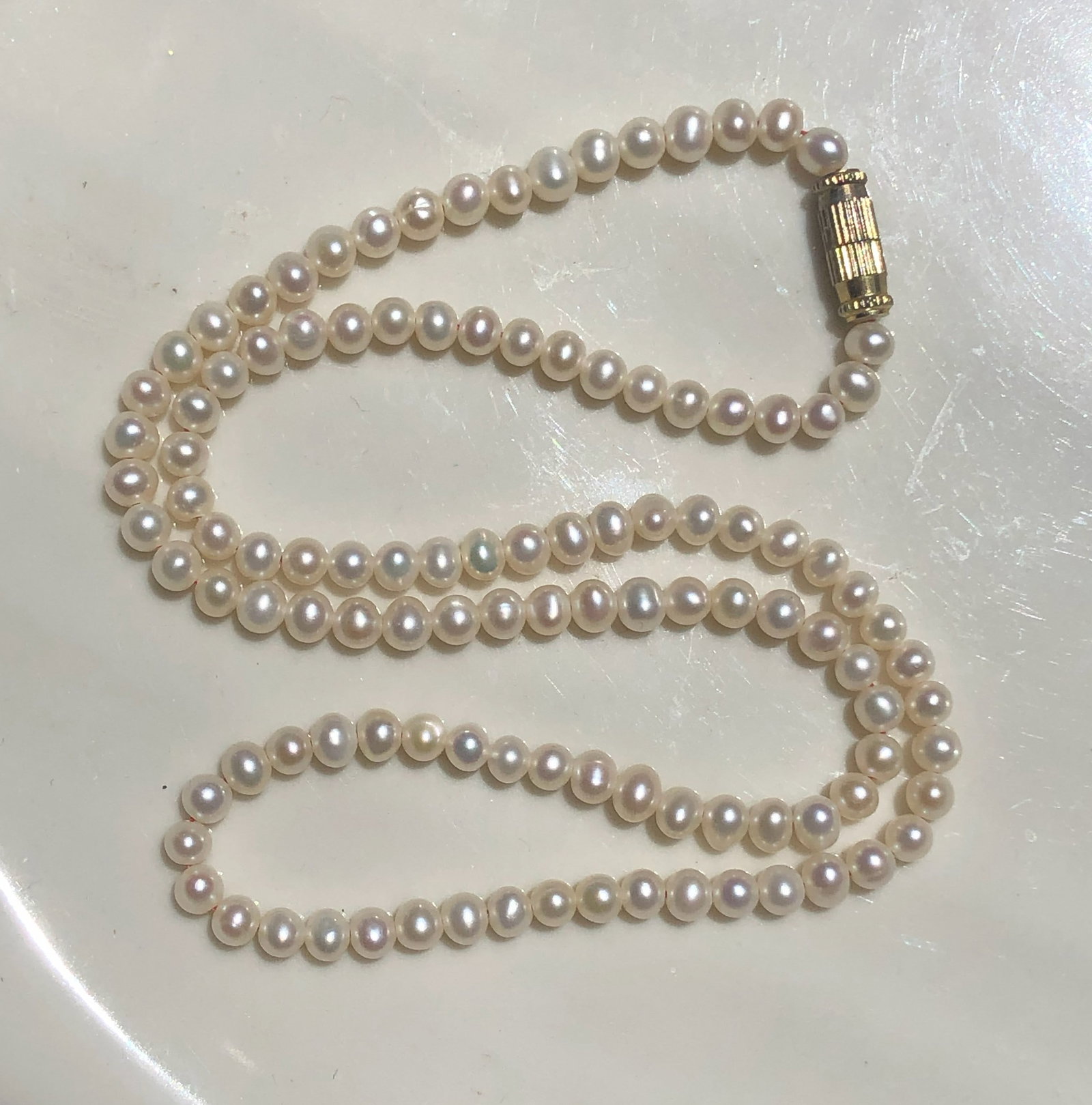 Vintage Pearl Necklace: Vintage Pearl Necklace