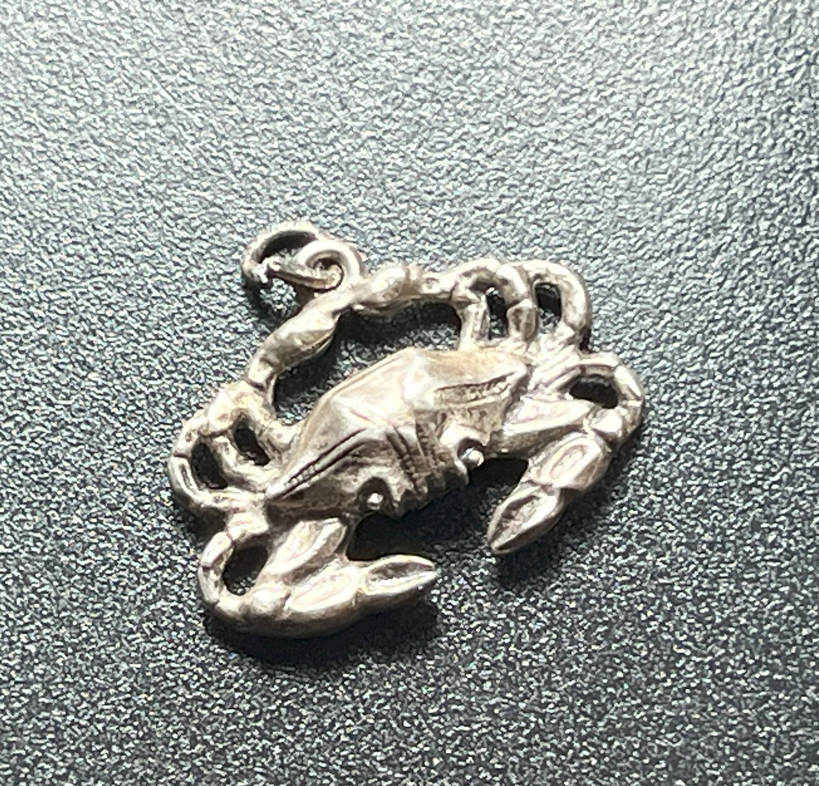 Vintage Silver Pendant: Vintage Silver Pendant