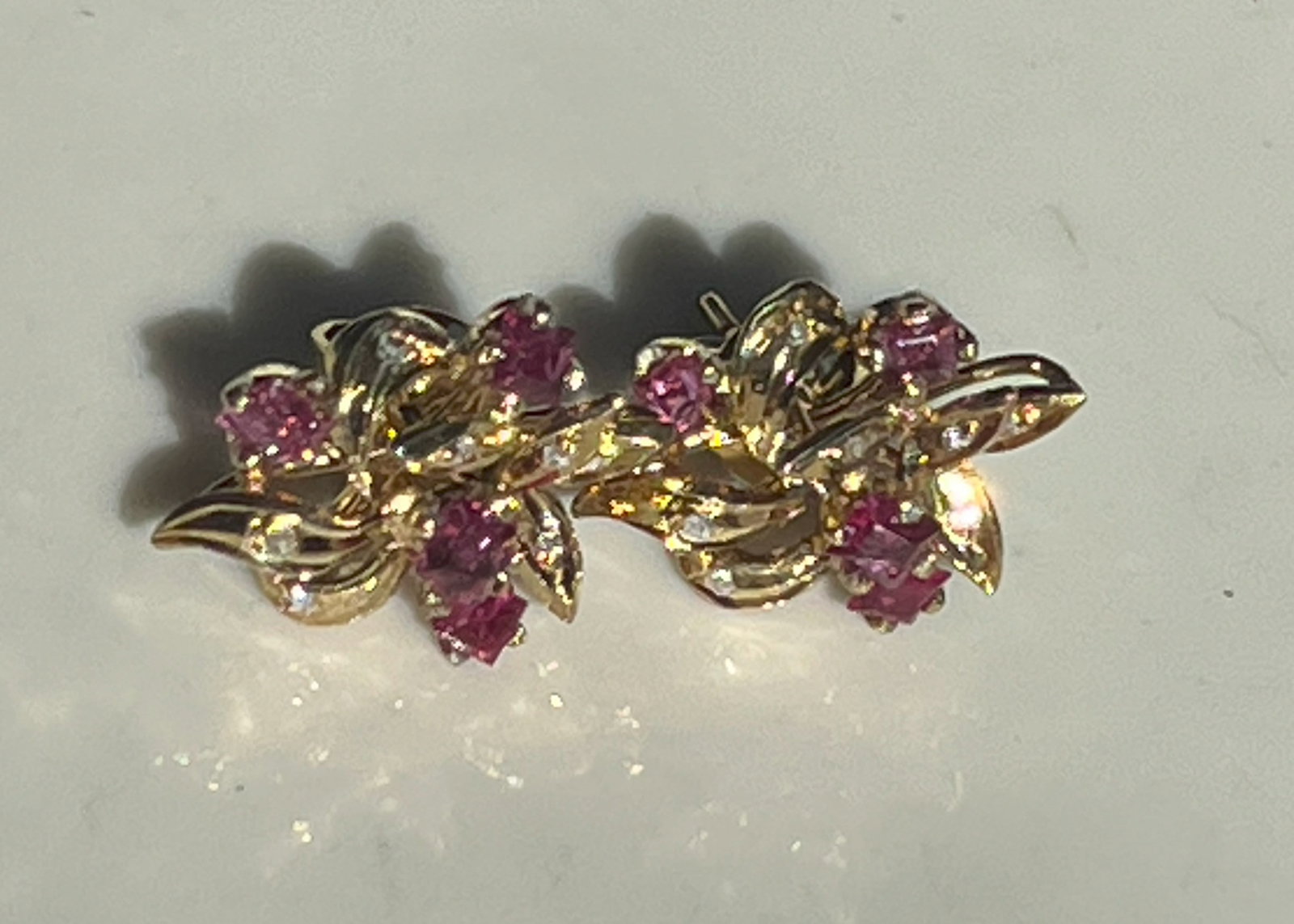 Pair of Gold Filled Earrings: Pair of Gold Filled Earrings